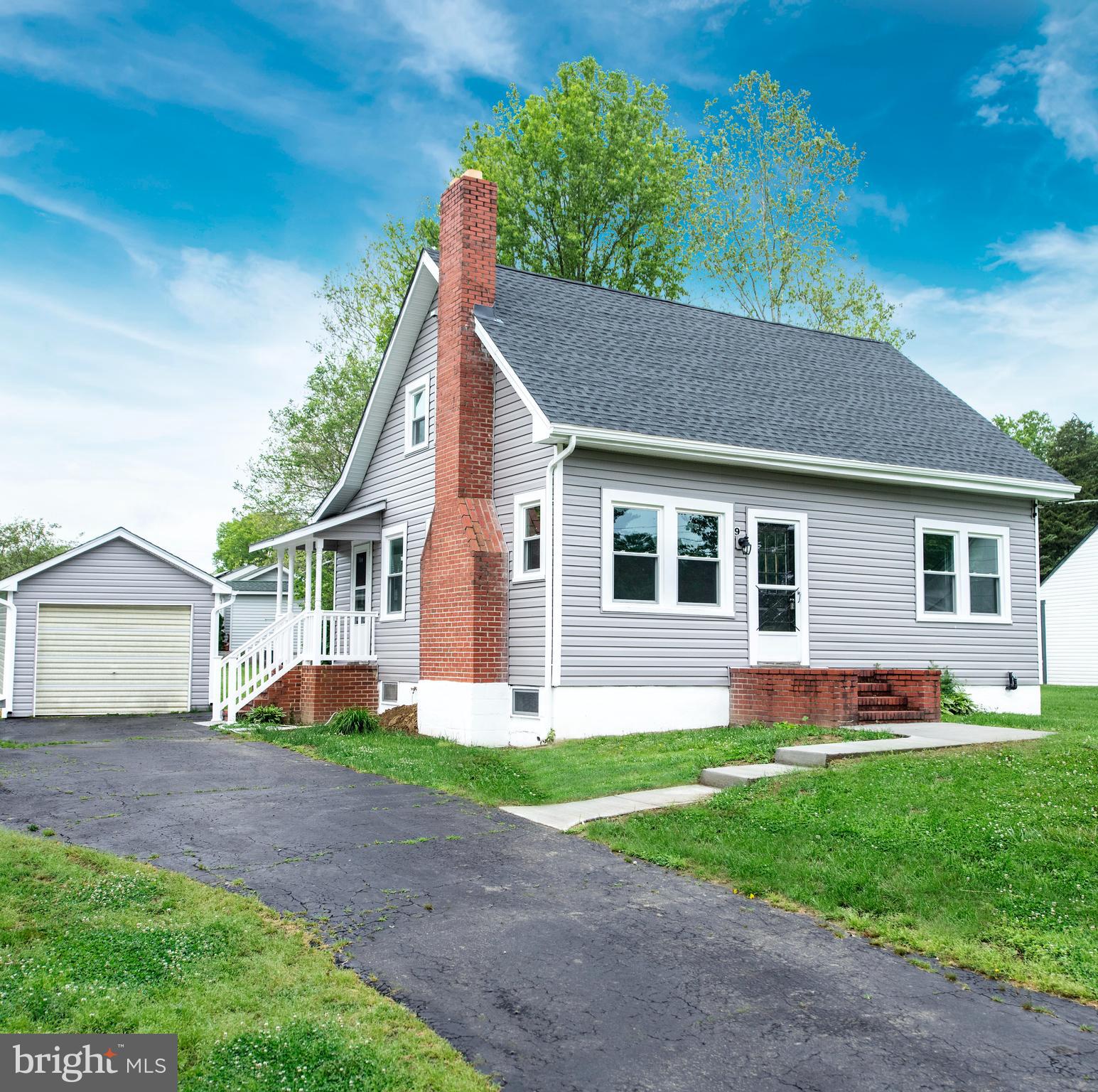 HACKS POINT - Residential