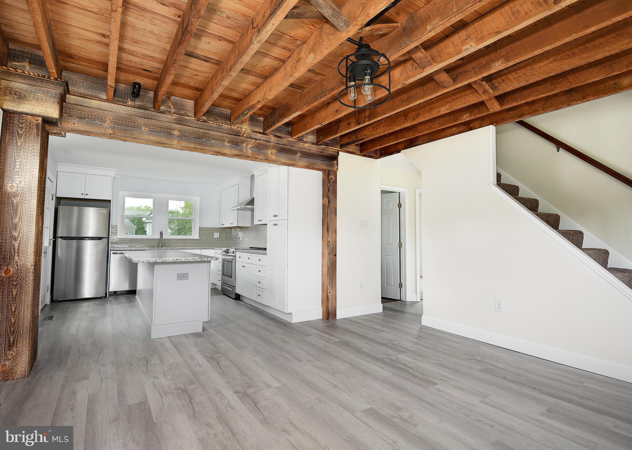 HACKS POINT - Residential