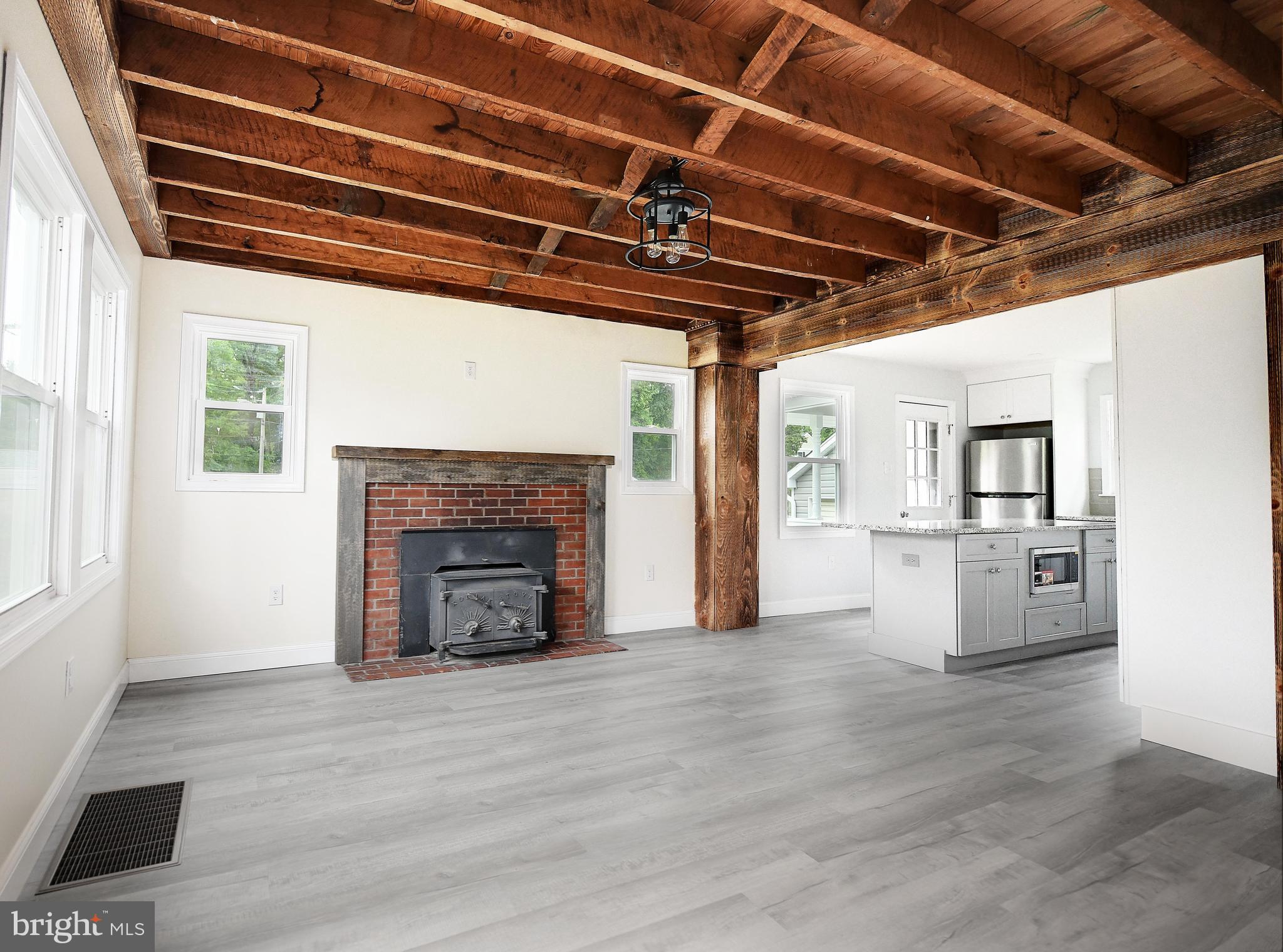 HACKS POINT - Residential