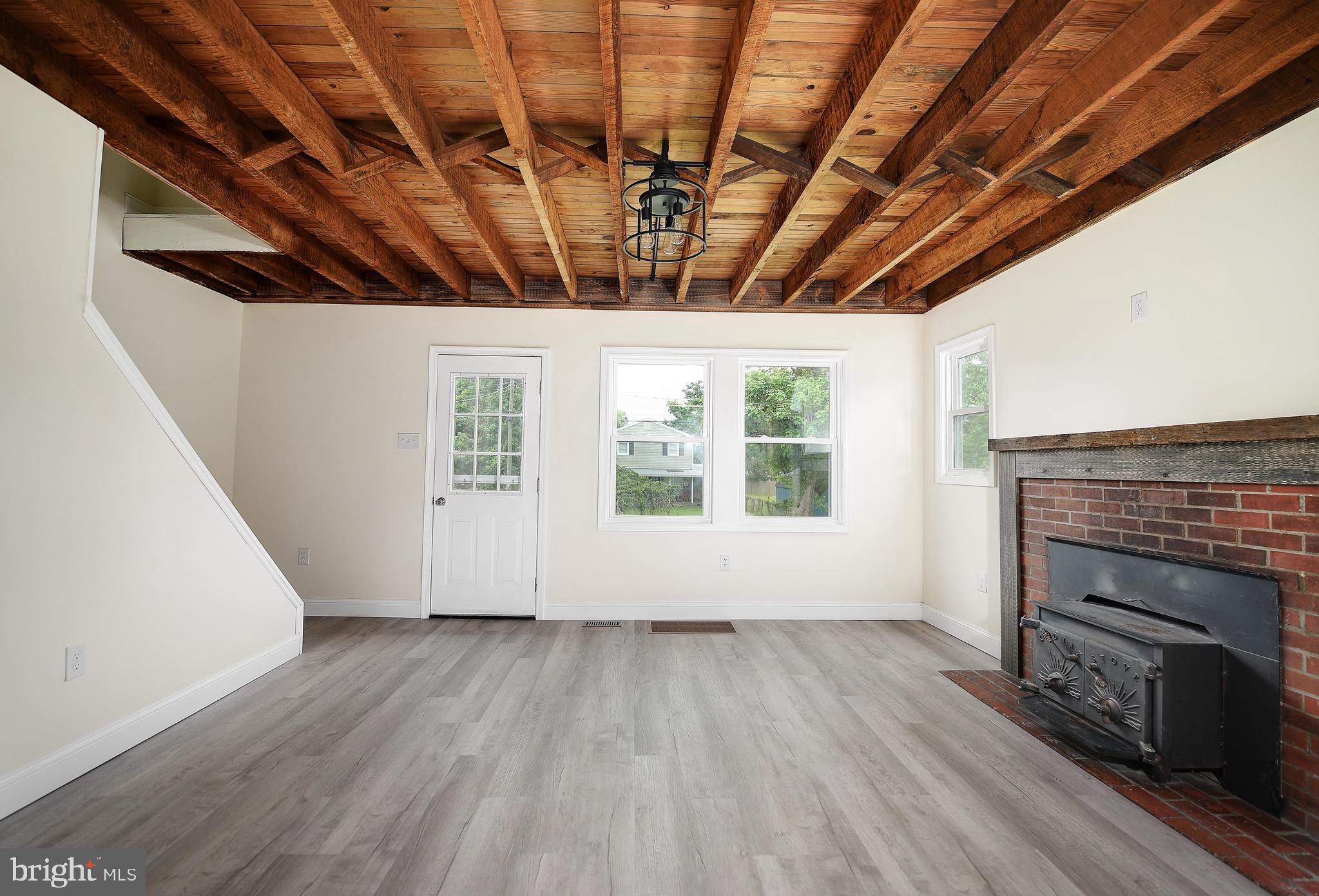 HACKS POINT - Residential