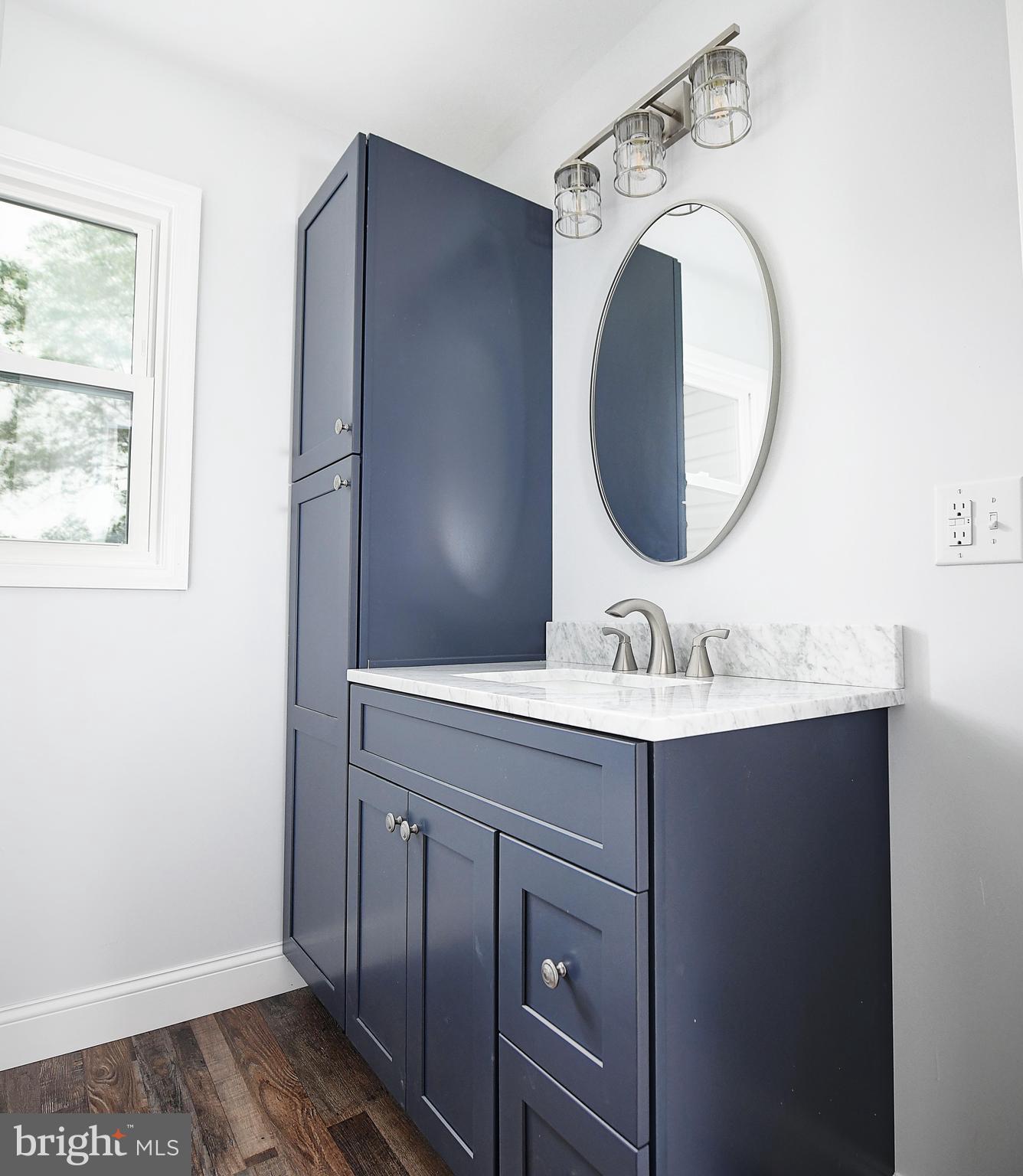 HACKS POINT - Residential