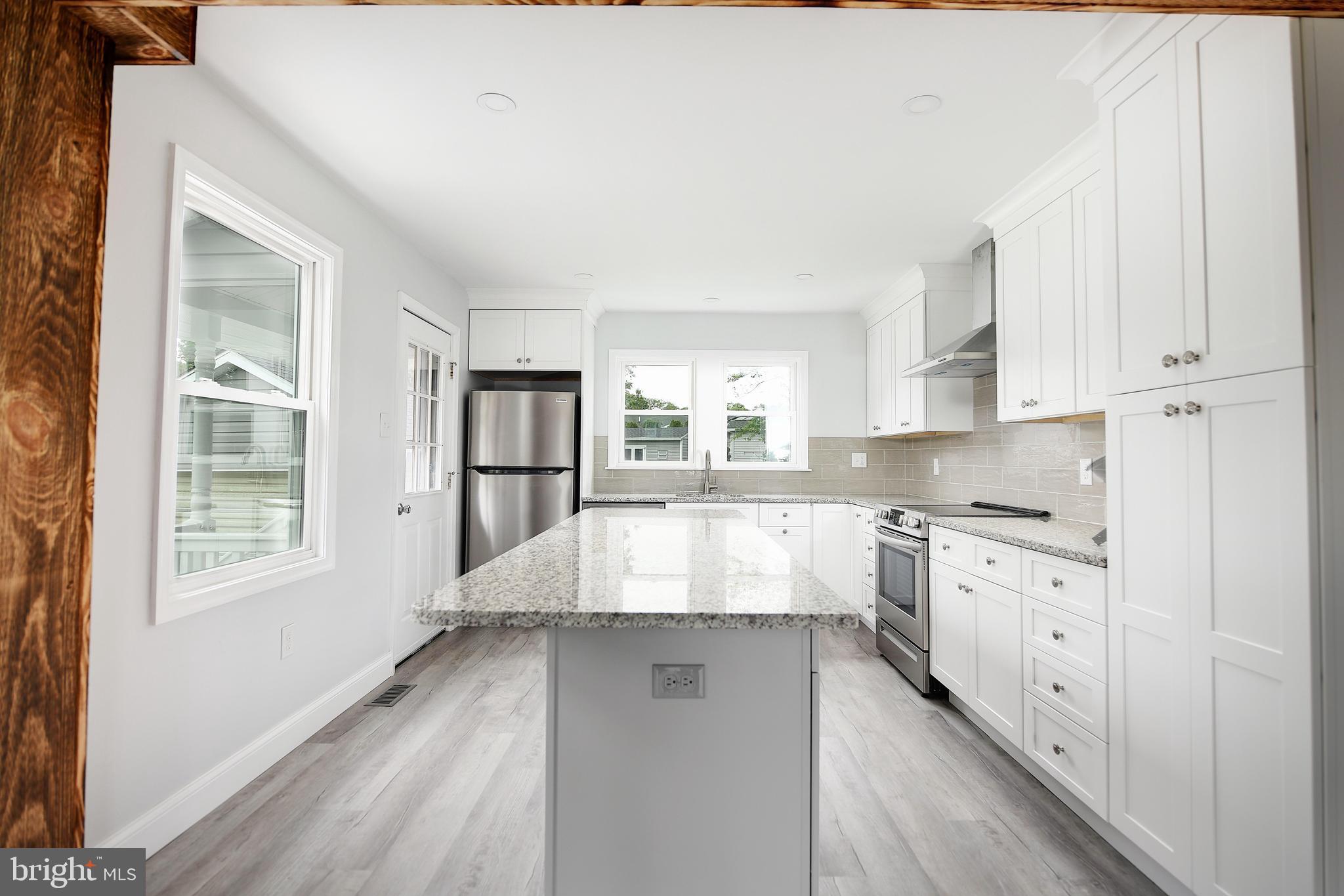 HACKS POINT - Residential