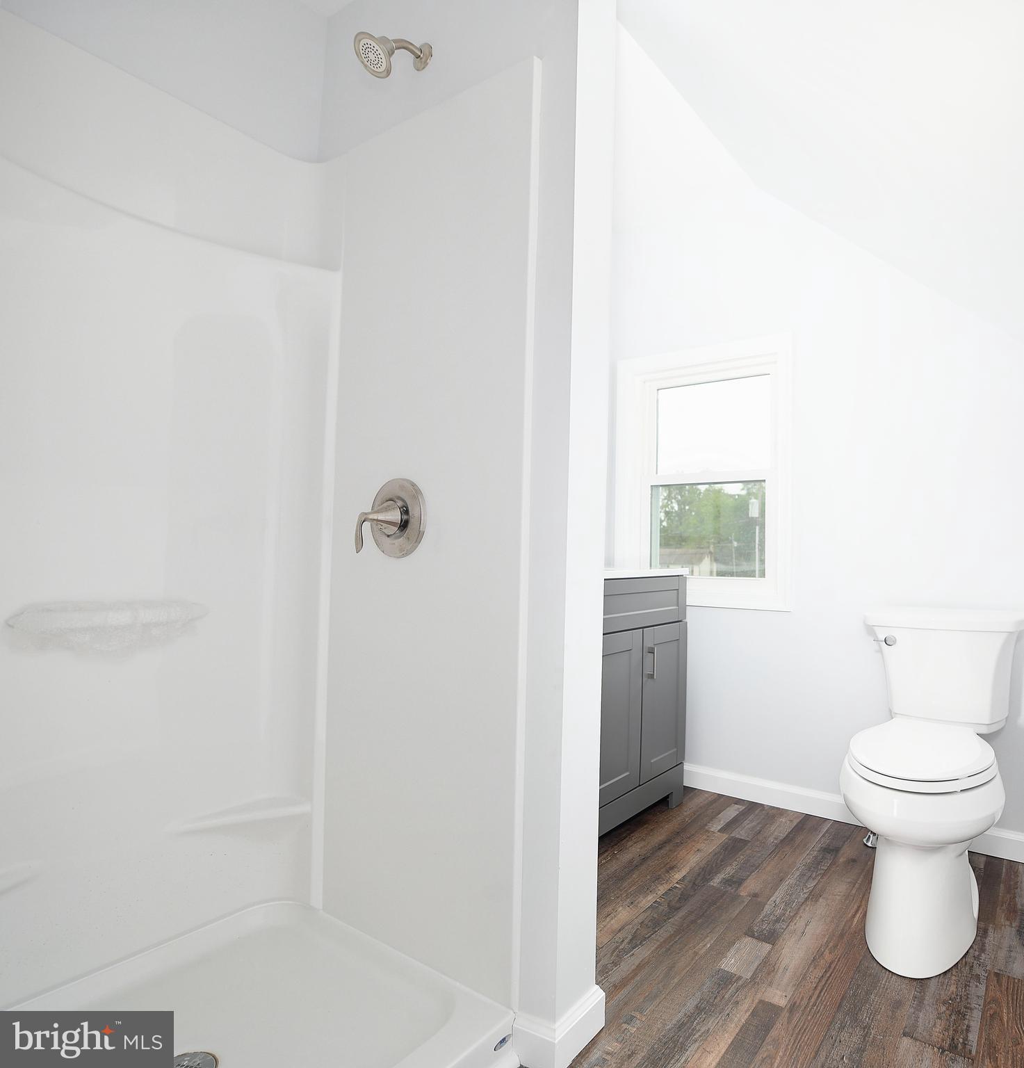 HACKS POINT - Residential