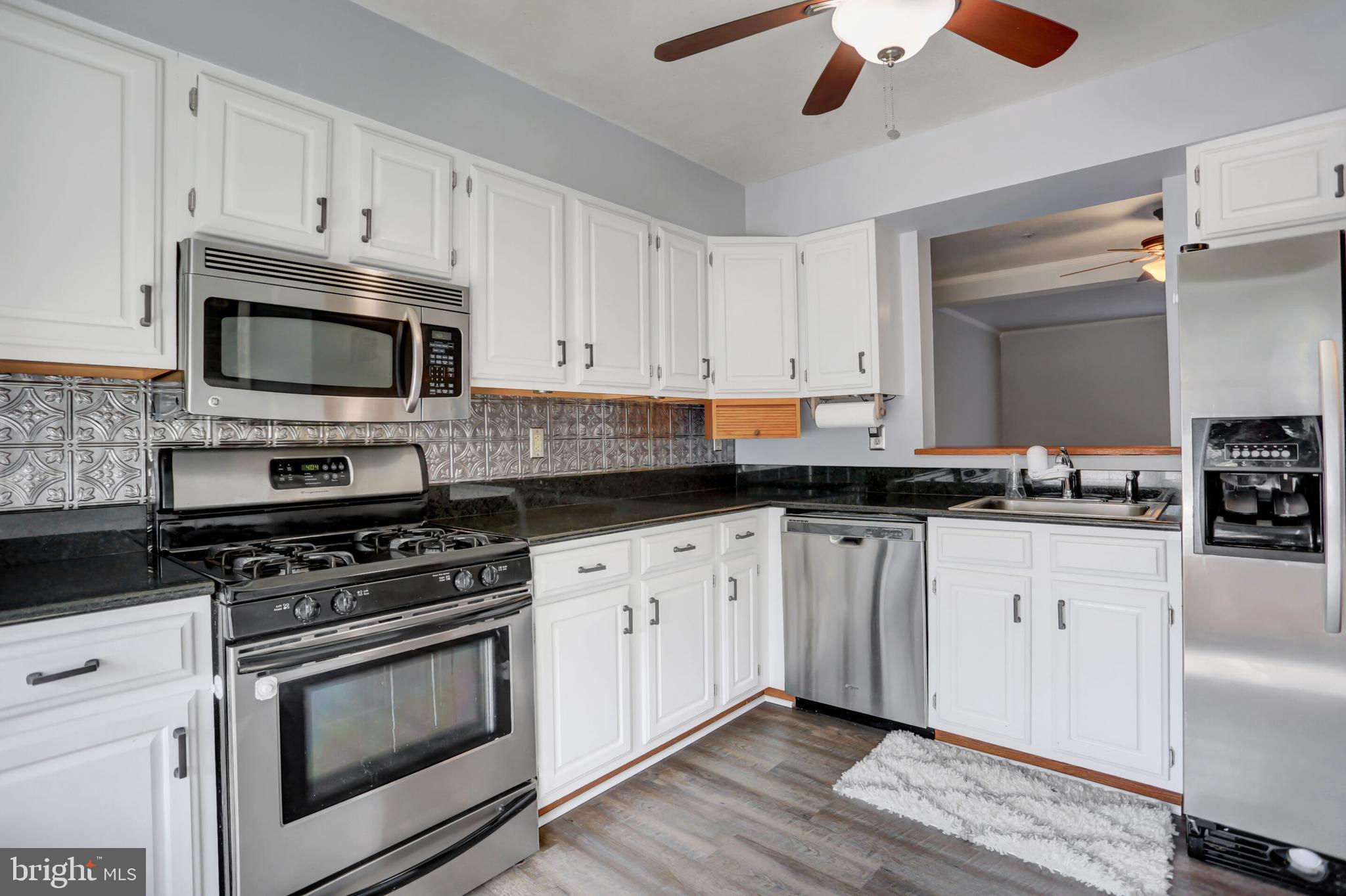 ROBERTS FIELD - Residential