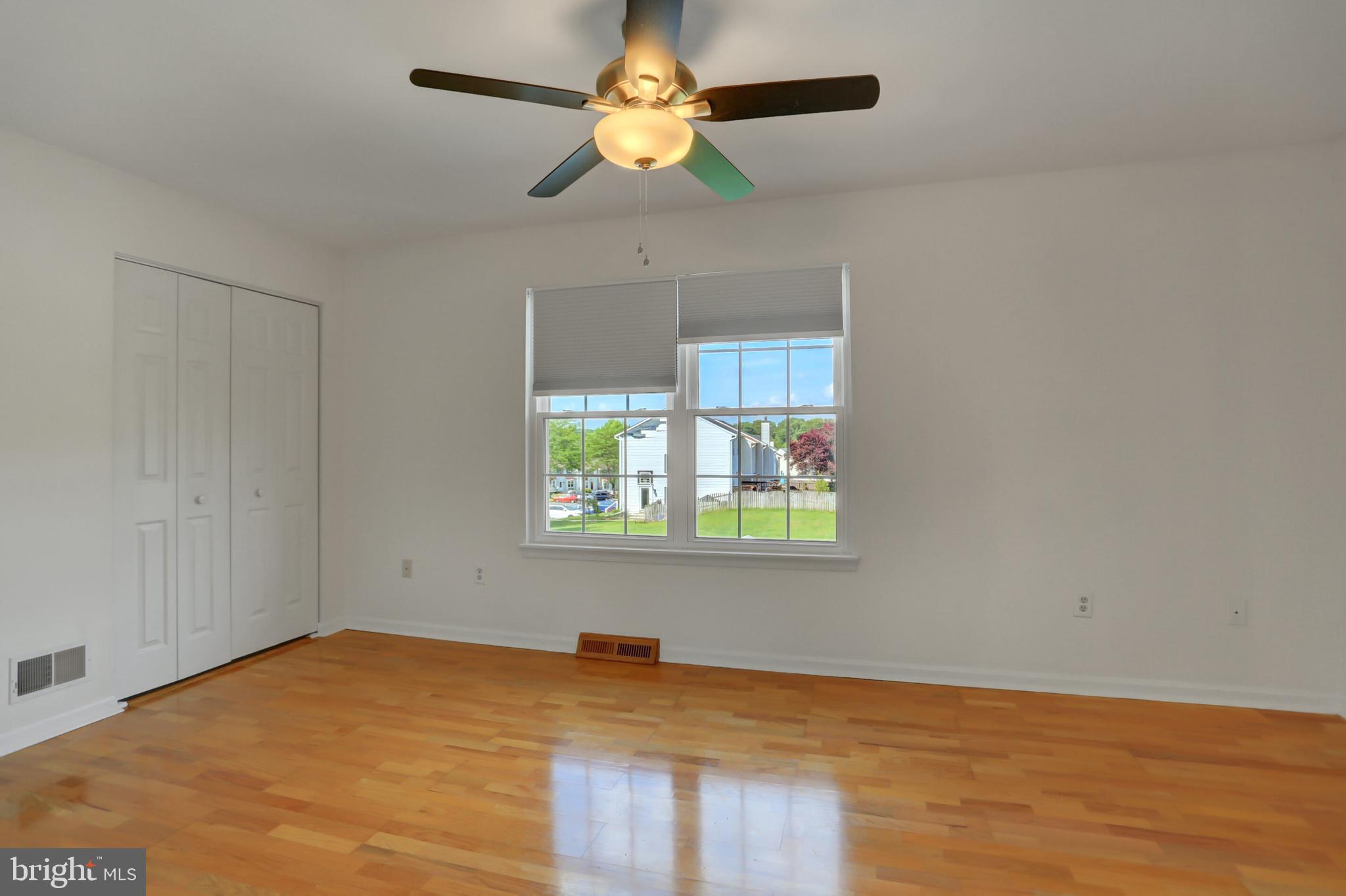 ROBERTS FIELD - Residential