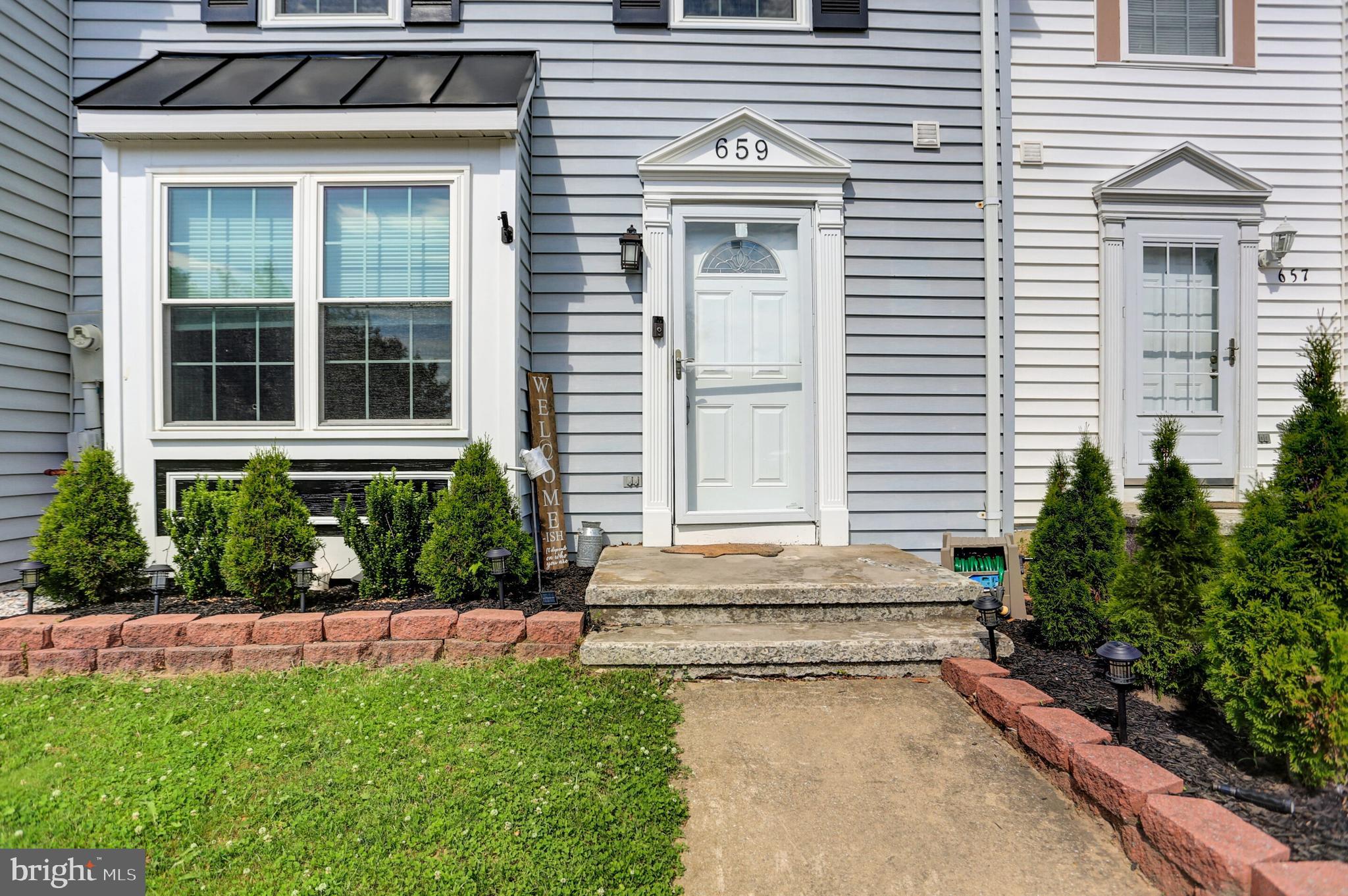 ROBERTS FIELD - Residential