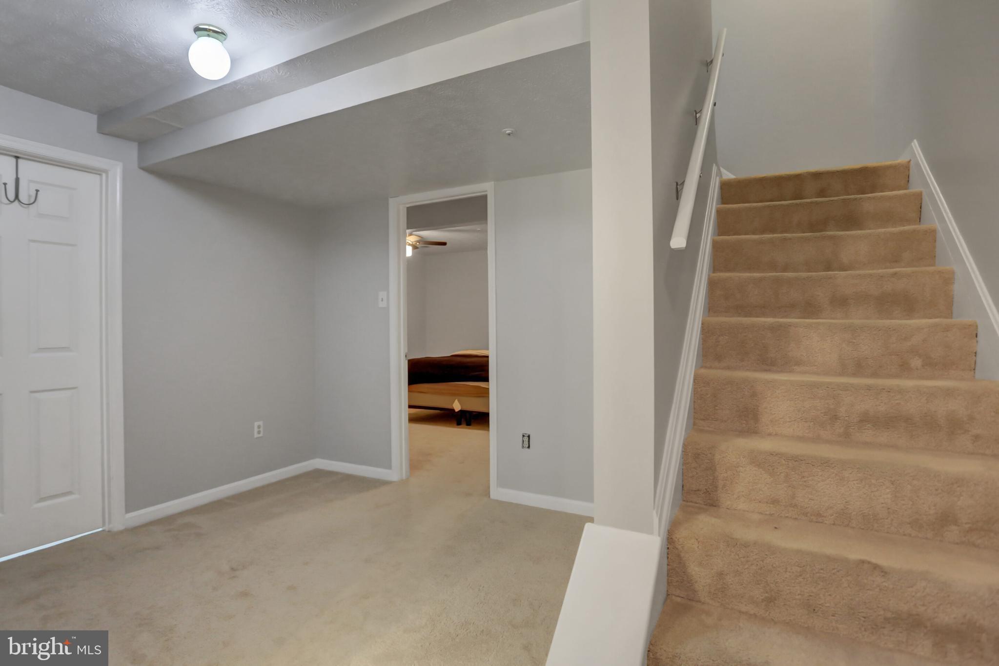 ROBERTS FIELD - Residential