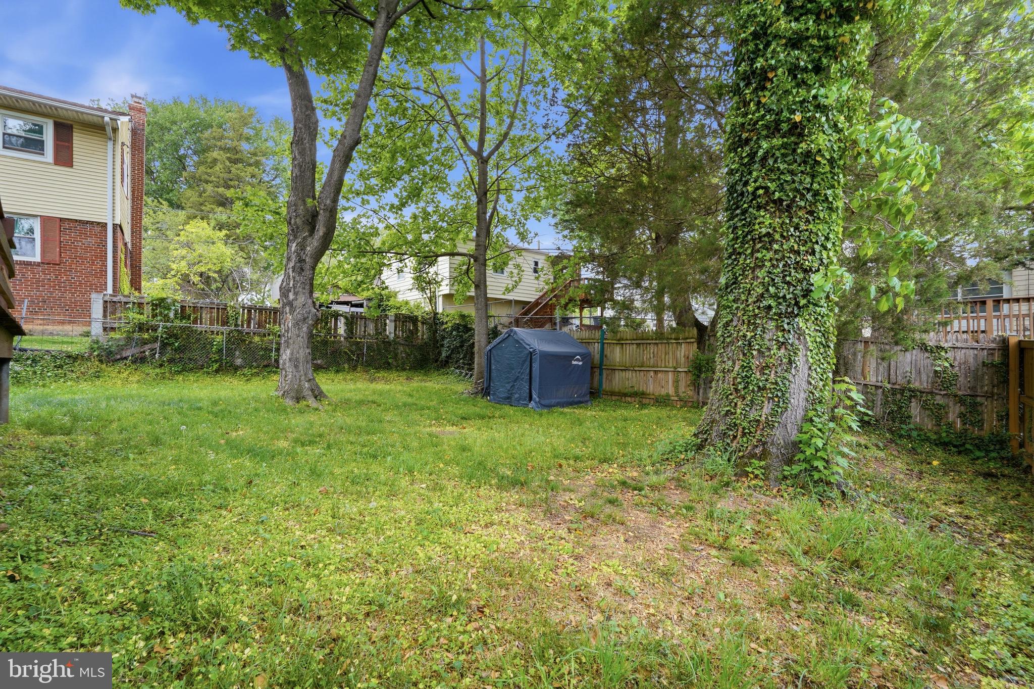 BURNT MILLS - Residential