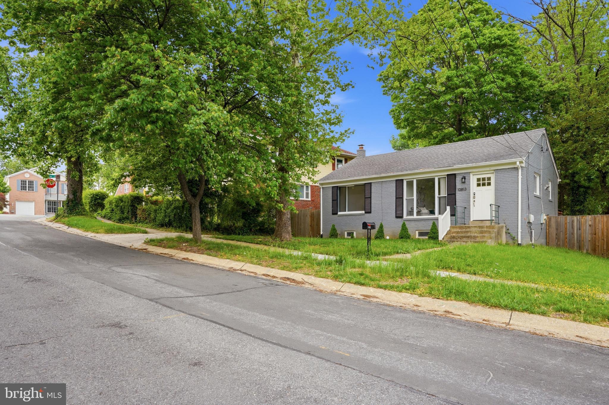 BURNT MILLS - Residential