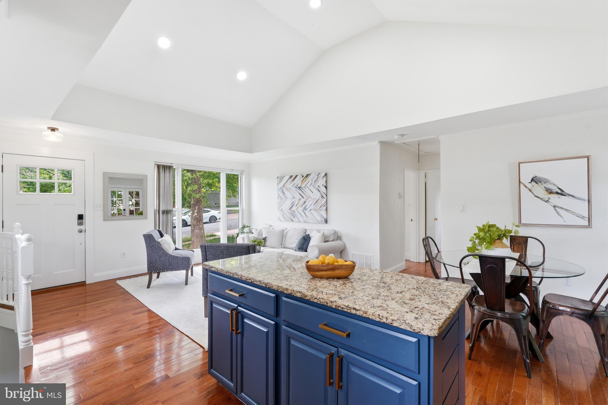 BURNT MILLS - Residential
