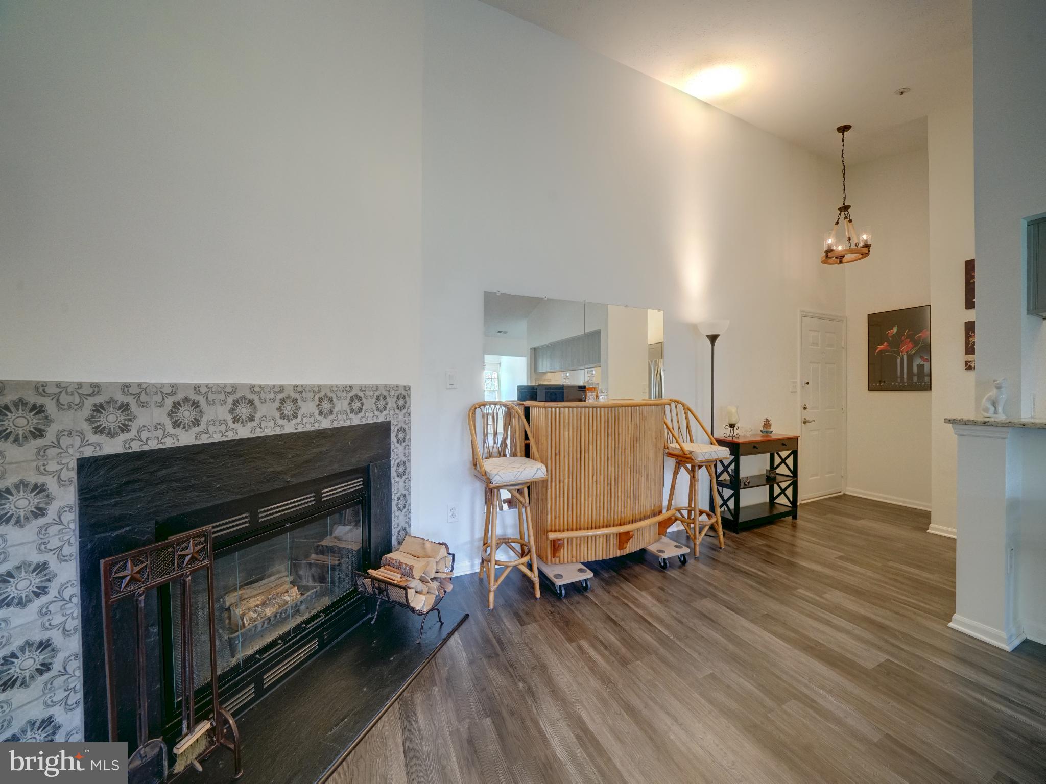 ROCKBURN COMMONS III - Residential