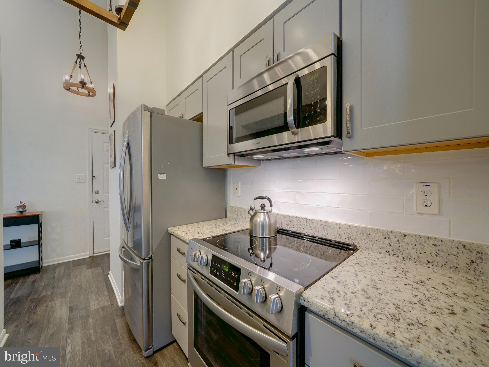 ROCKBURN COMMONS III - Residential