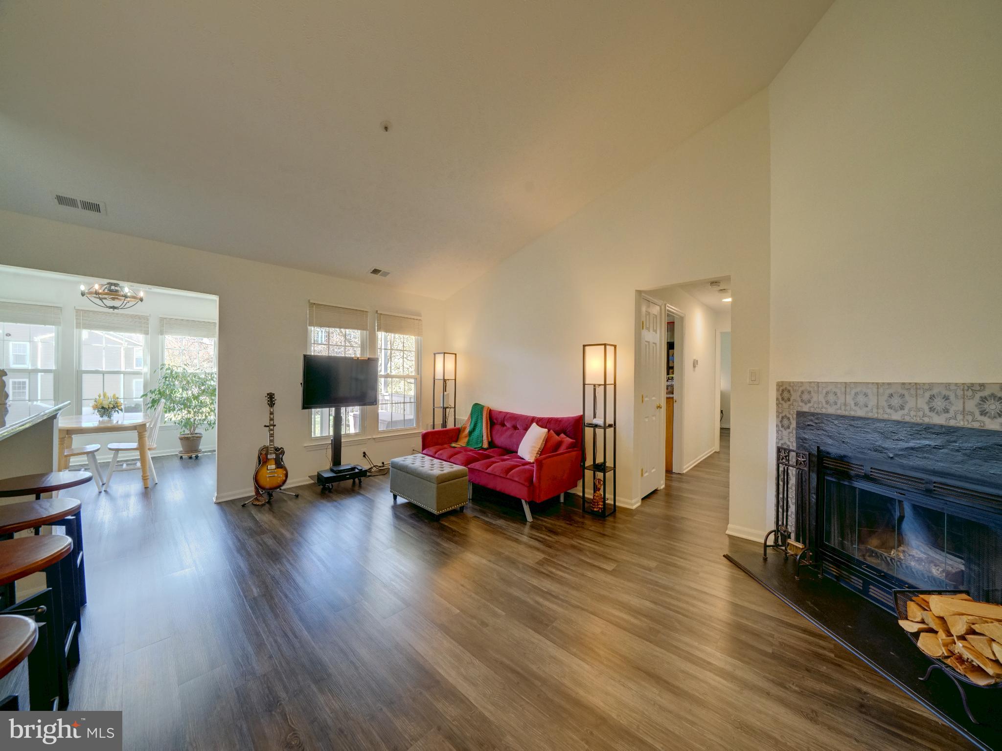 ROCKBURN COMMONS III - Residential