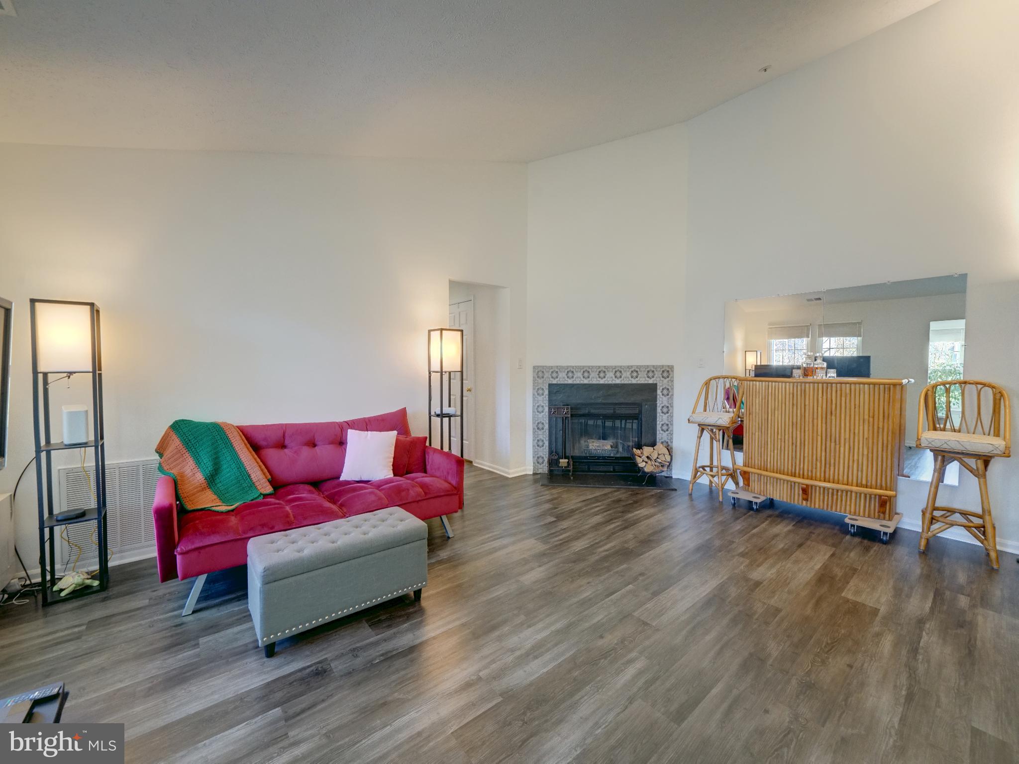 ROCKBURN COMMONS III - Residential