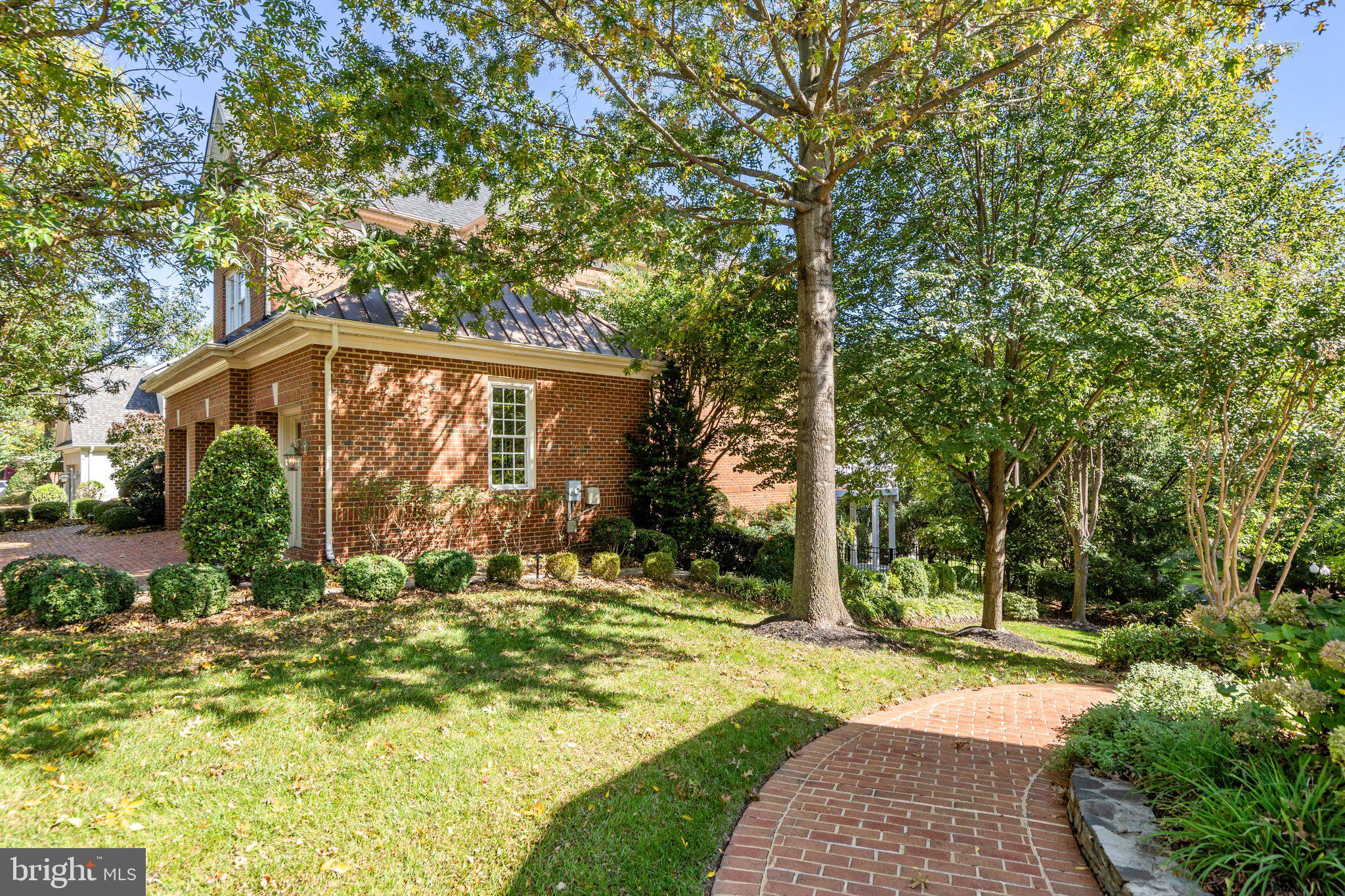 PICKETT'S RESERVE - Residential