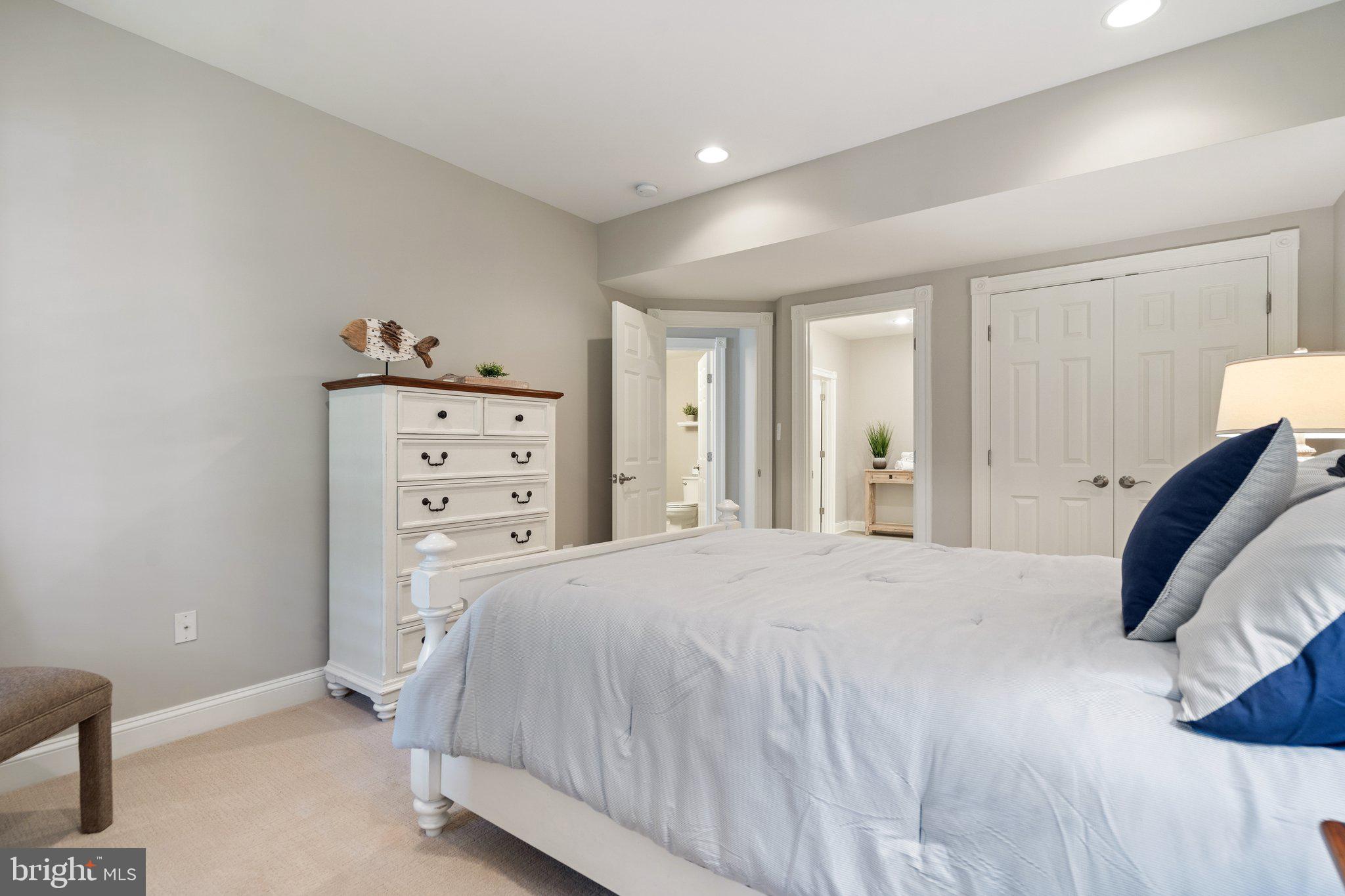 PICKETT'S RESERVE - Residential