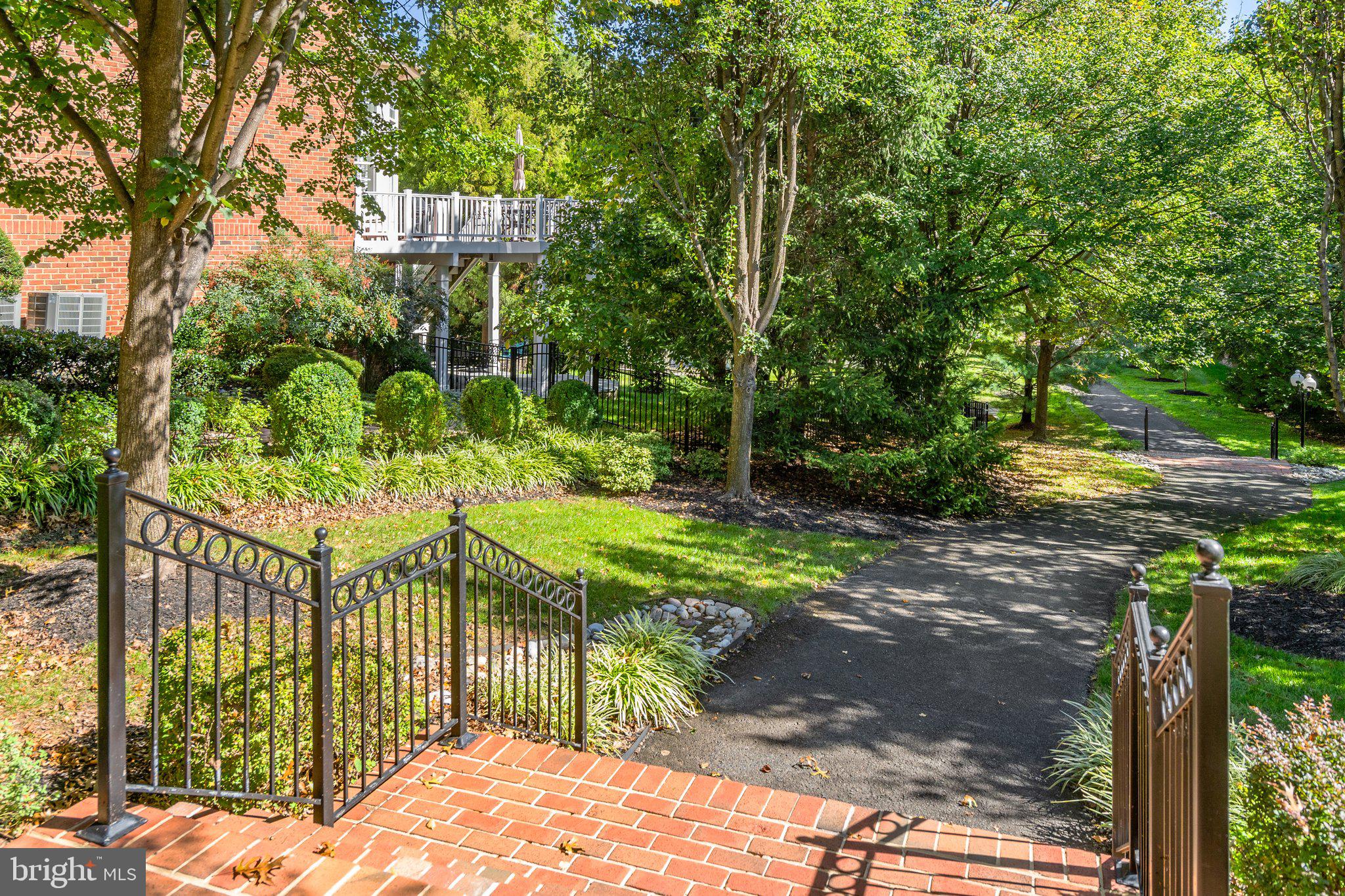 PICKETT'S RESERVE - Residential