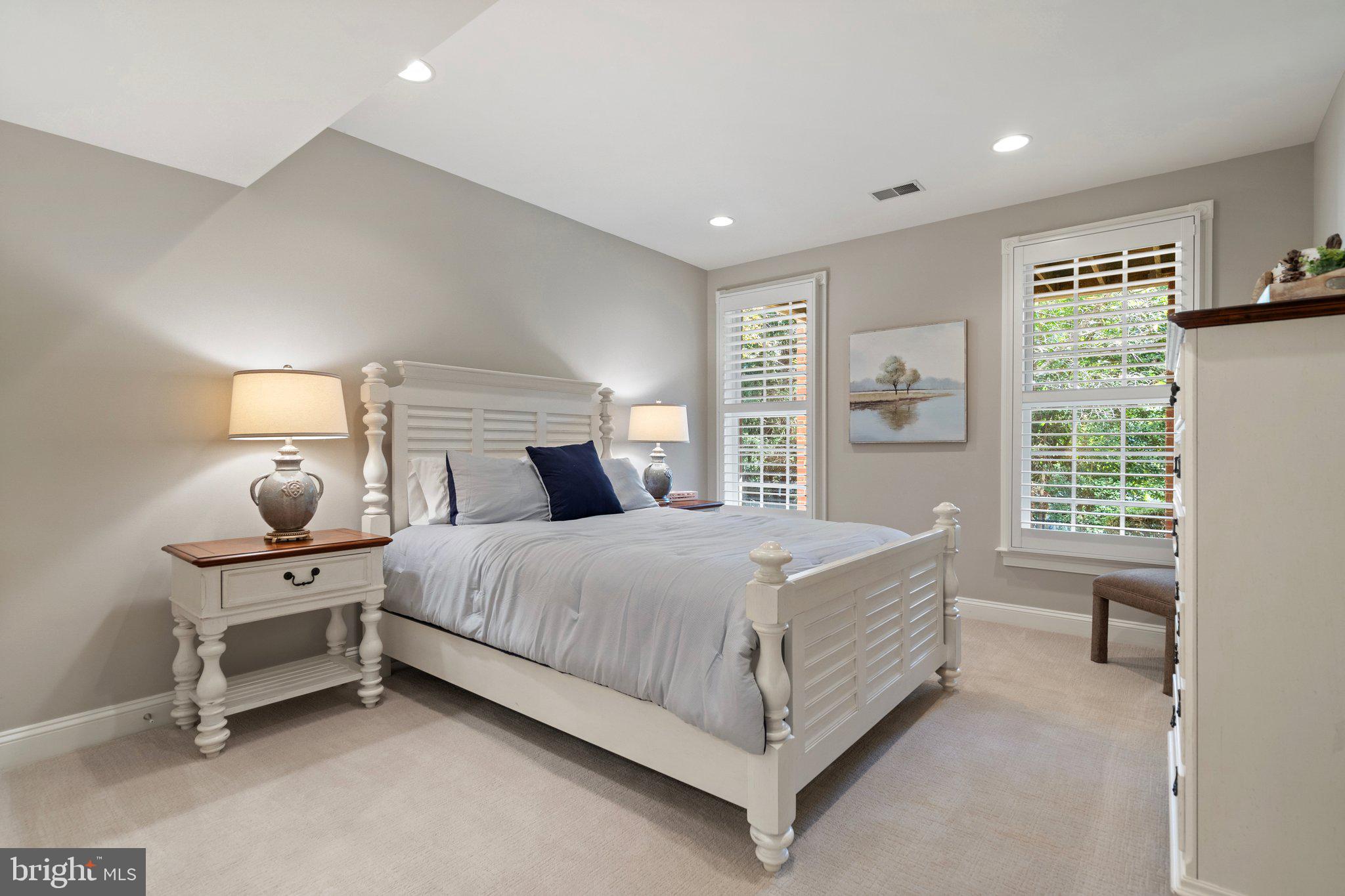 PICKETT'S RESERVE - Residential