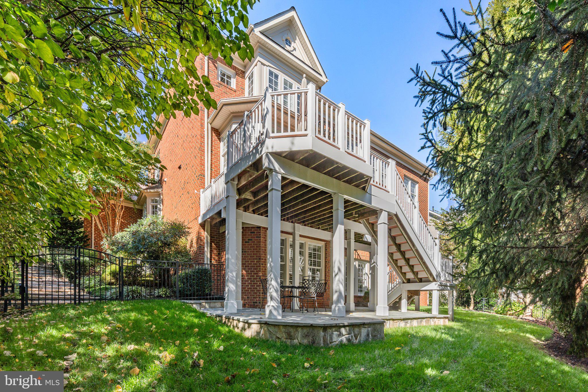 PICKETT'S RESERVE - Residential