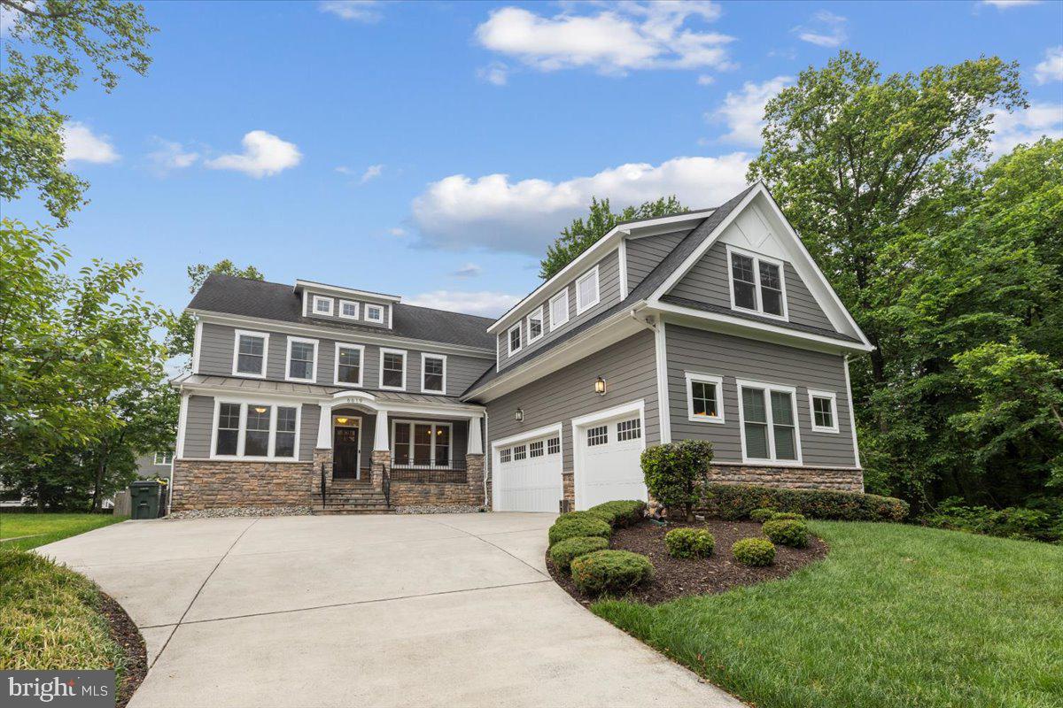 GRASS RIDGE - Residential