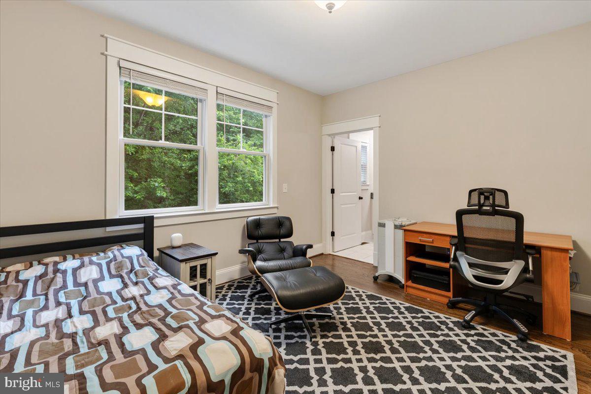 GRASS RIDGE - Residential