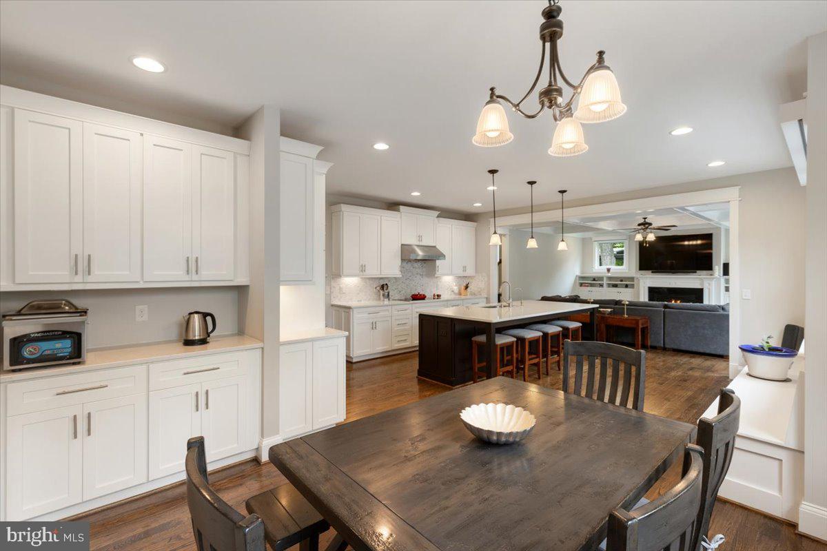 GRASS RIDGE - Residential