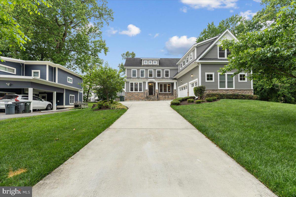 GRASS RIDGE - Residential