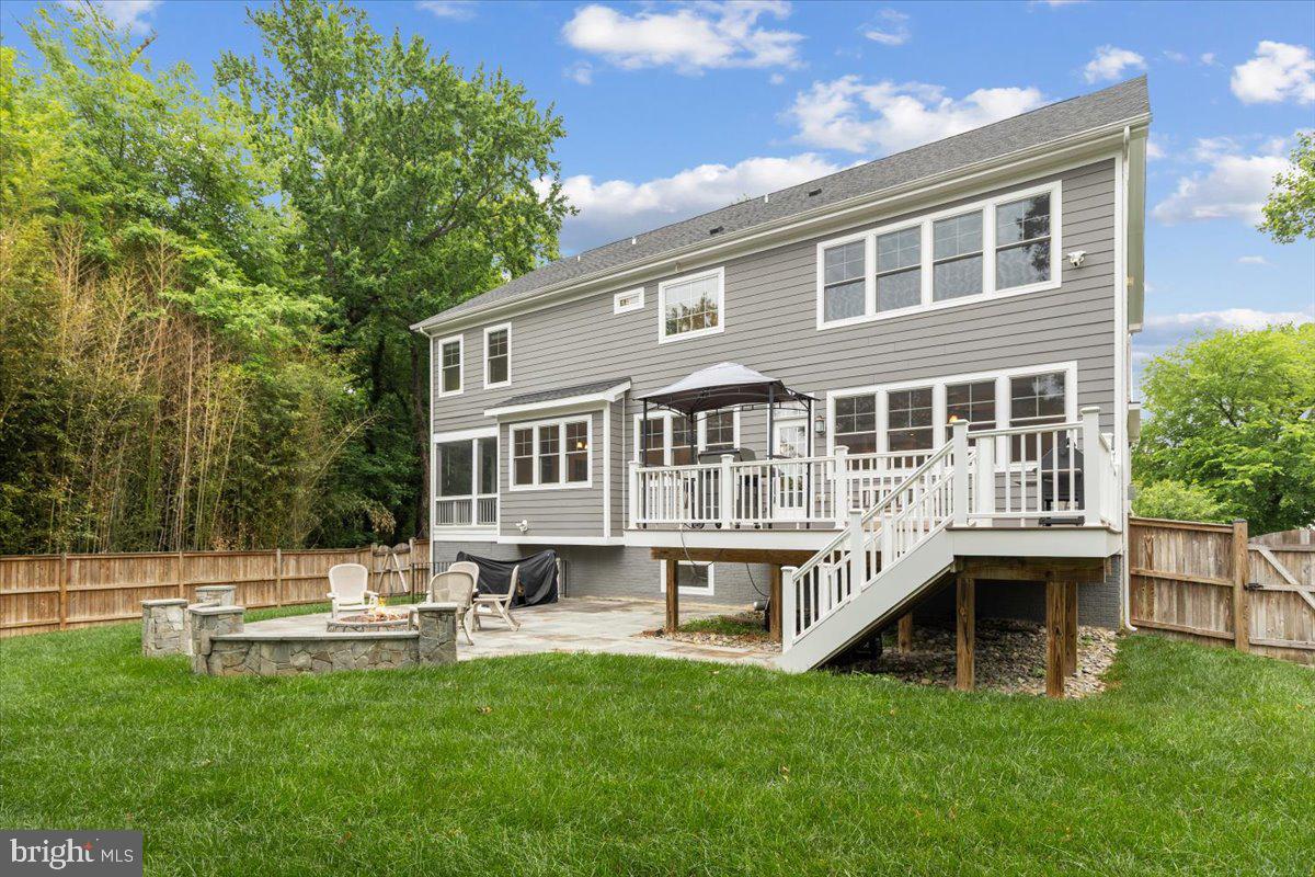 GRASS RIDGE - Residential