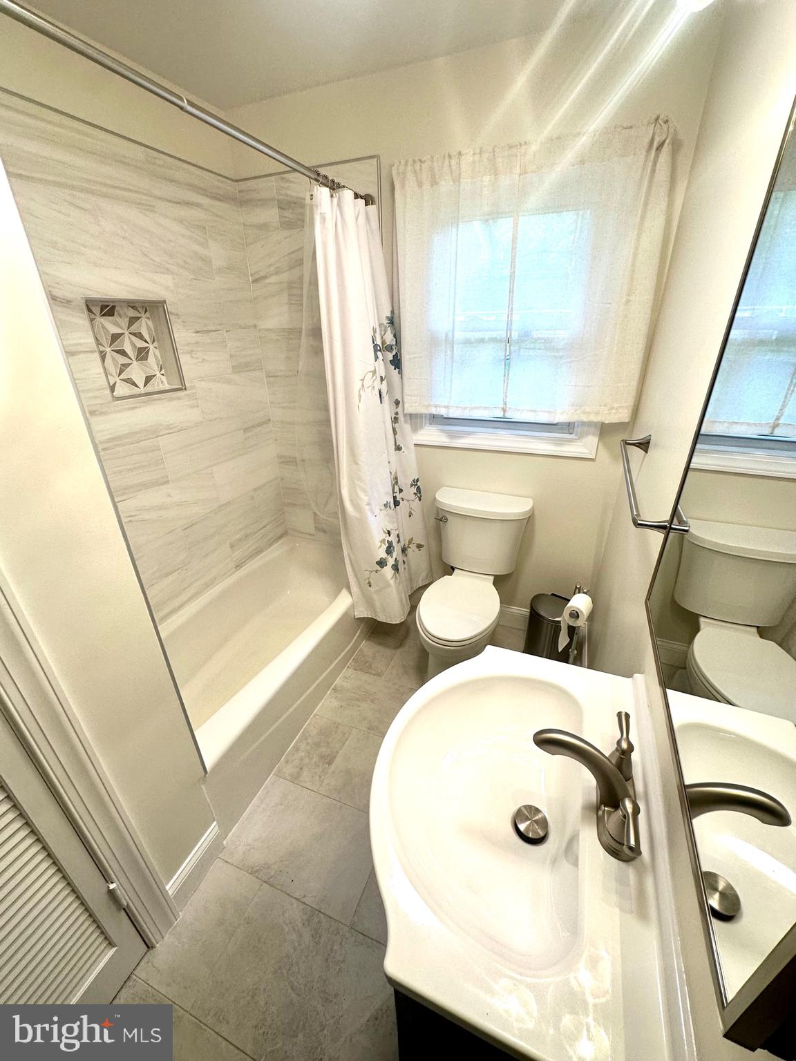 SHADY SIDE - Residential Lease