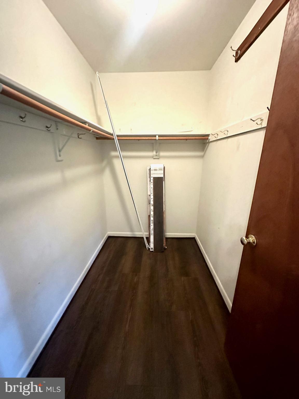 SHADY SIDE - Residential Lease