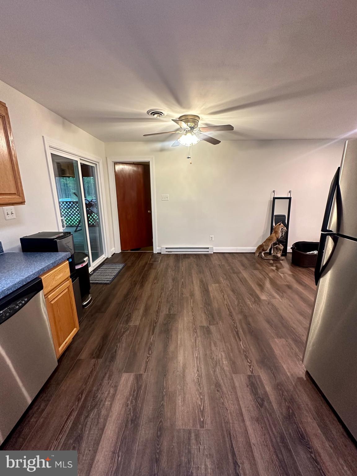 SHADY SIDE - Residential Lease