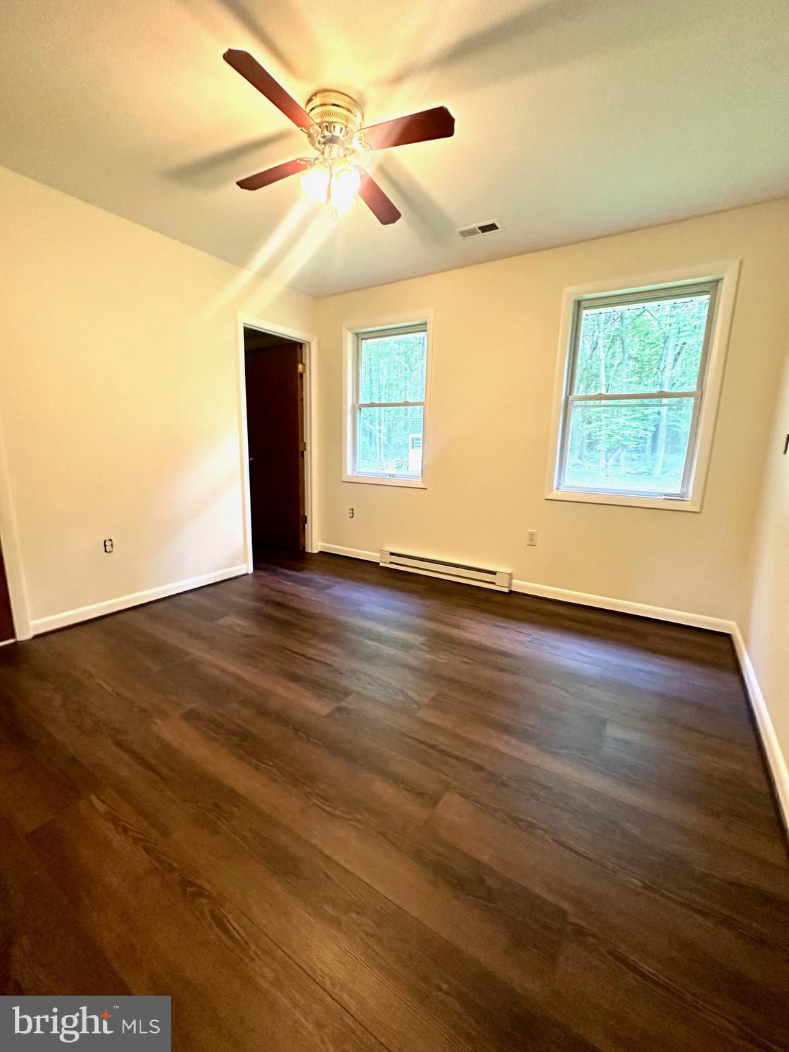 SHADY SIDE - Residential Lease