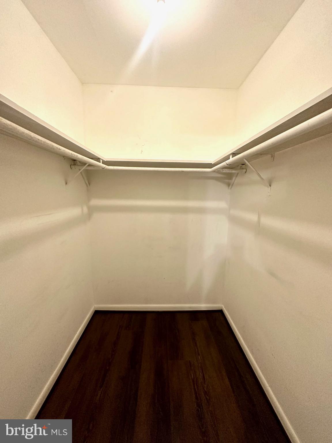 SHADY SIDE - Residential Lease