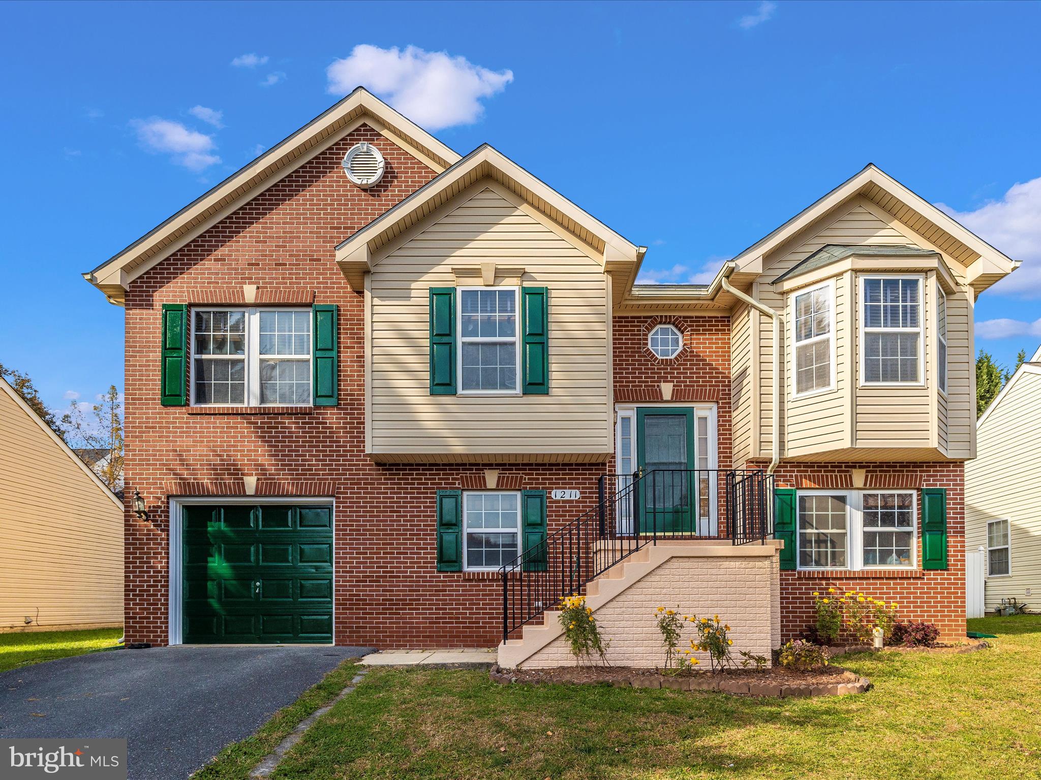 LAKE COVENTRY - Residential