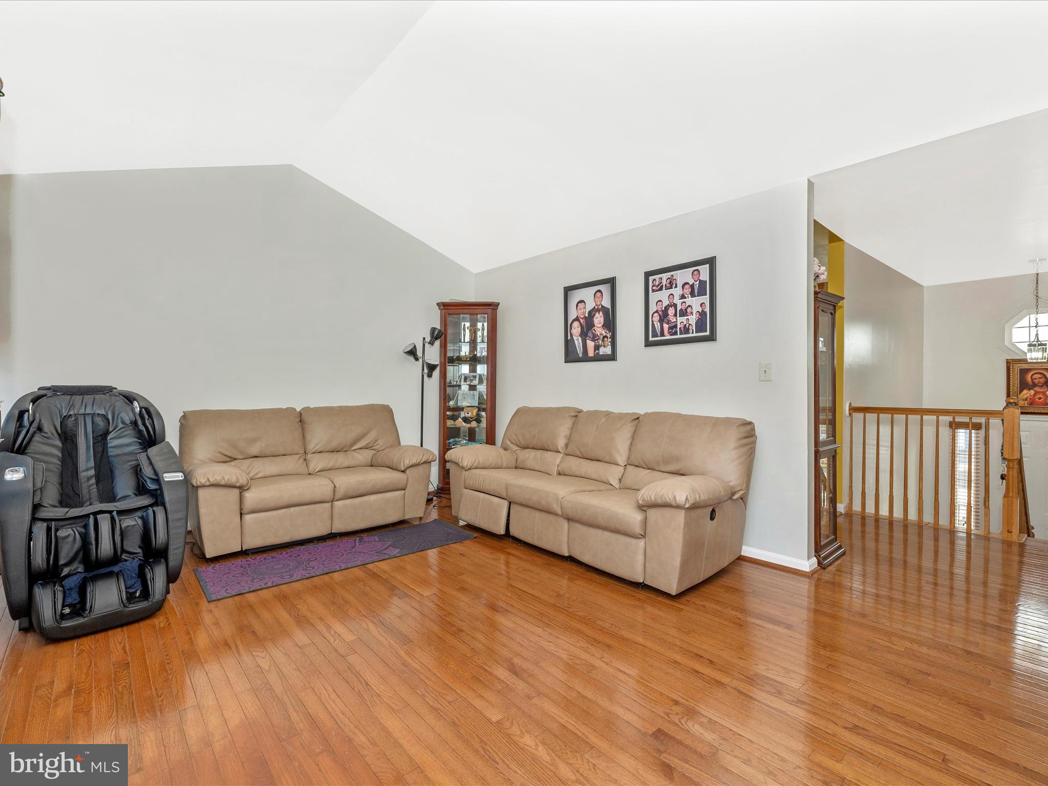 LAKE COVENTRY - Residential