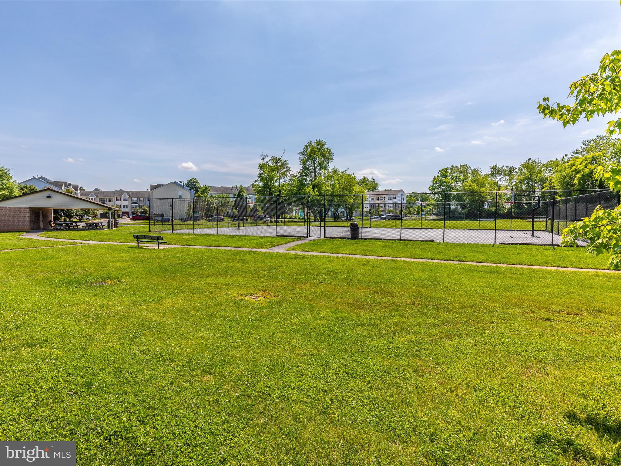 LAKE COVENTRY - Residential