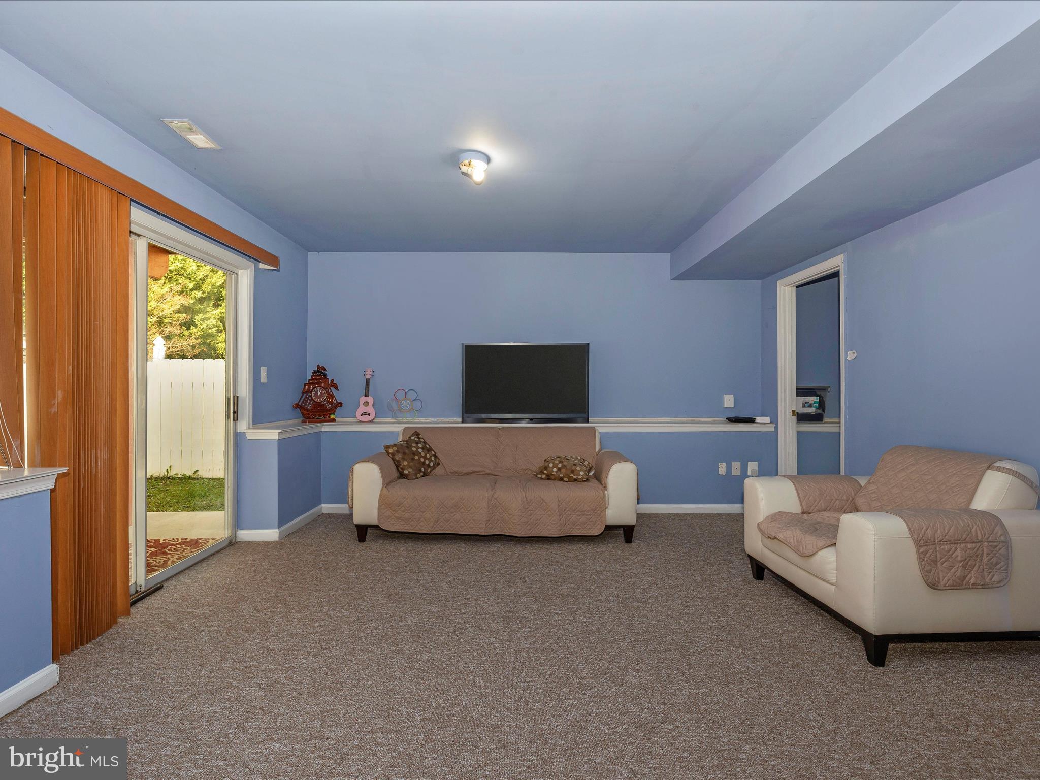 LAKE COVENTRY - Residential