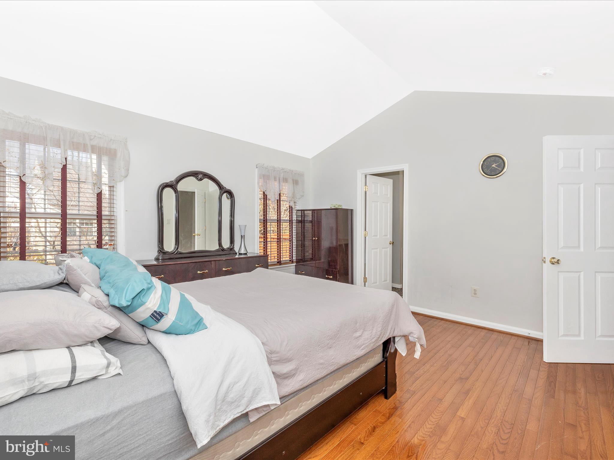 LAKE COVENTRY - Residential