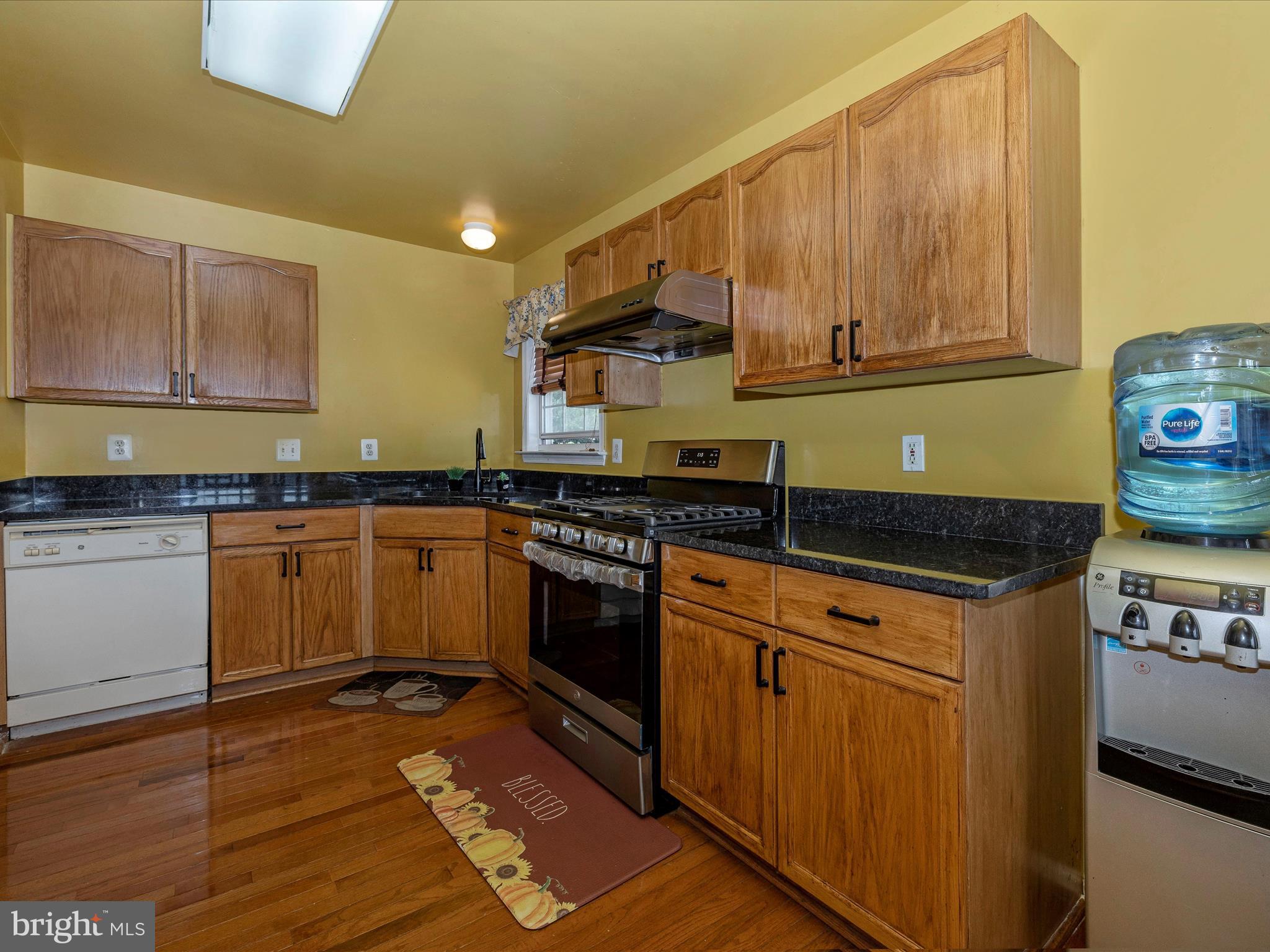 LAKE COVENTRY - Residential