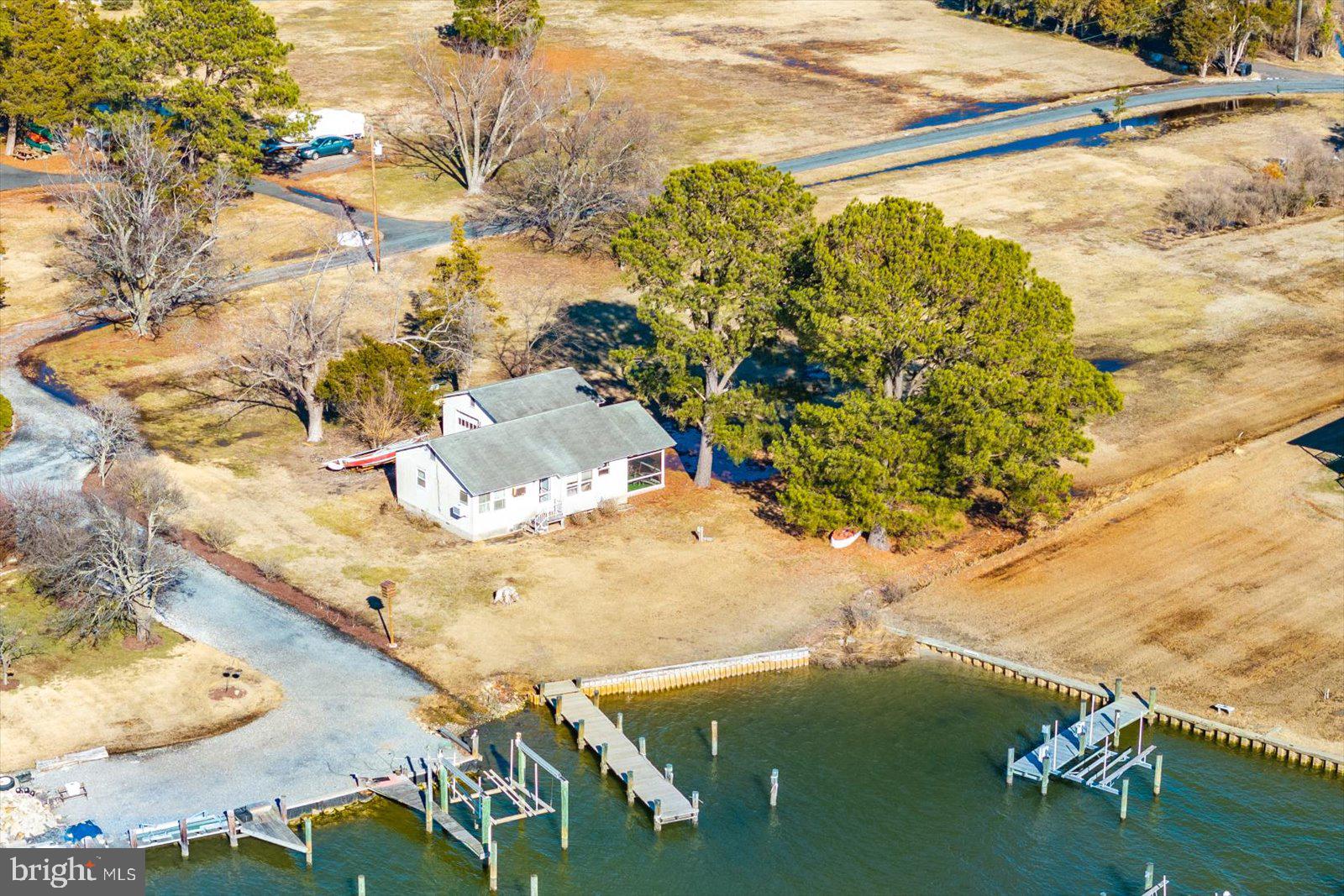 1326 BELL LANE