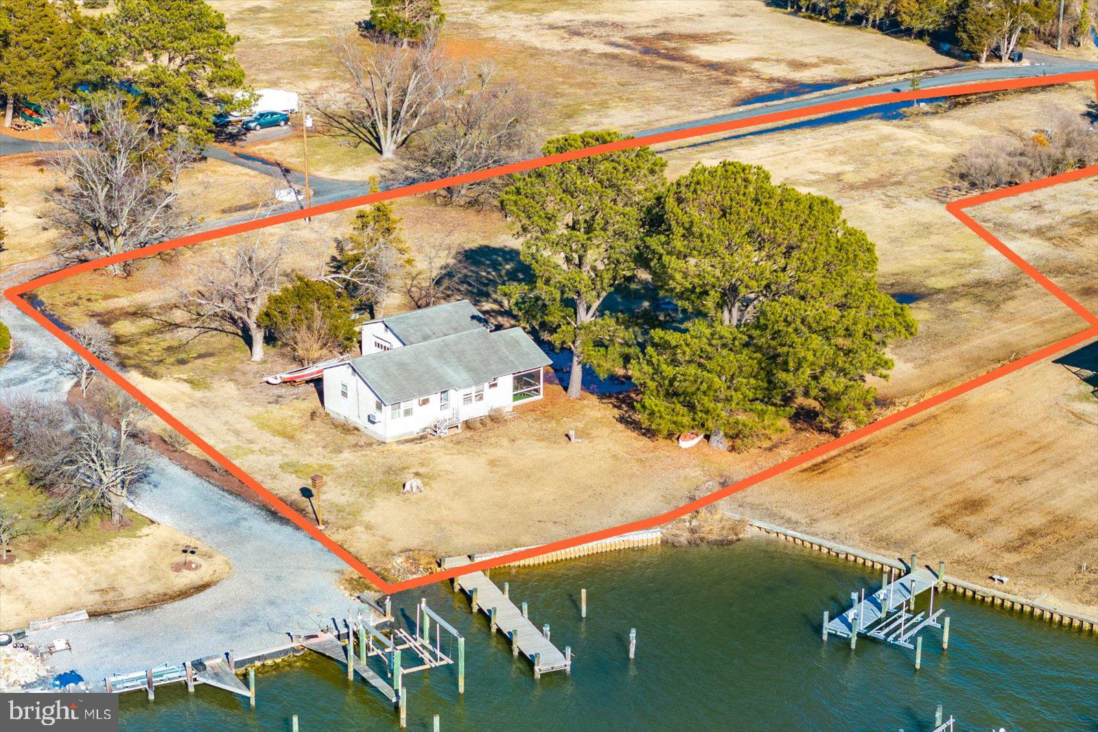 1326 BELL LANE