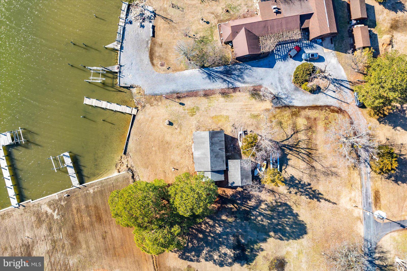 DEEP POINT - Residential