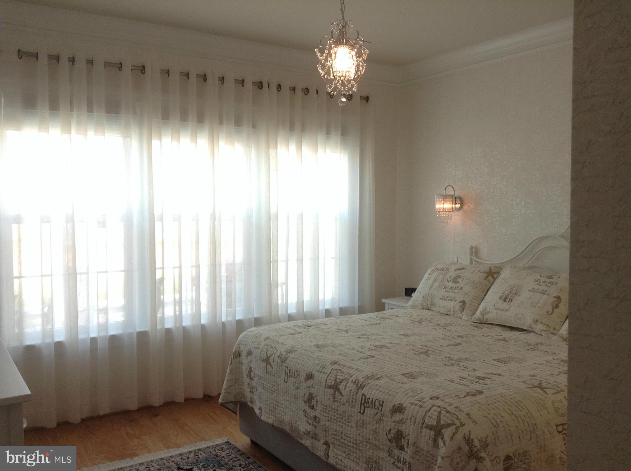 CELEBRATE - Residential