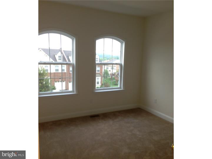 NORTHBROOK - Residential