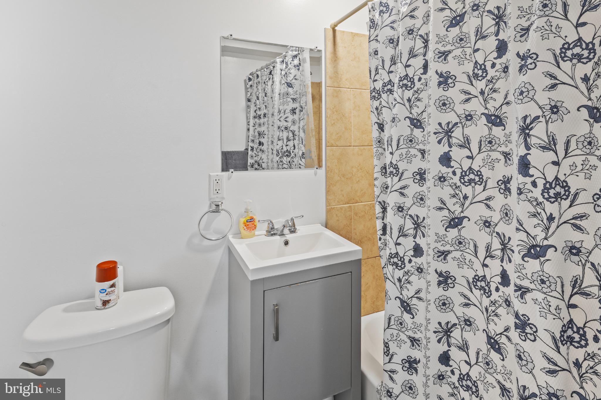 TILGHMAN - Residential