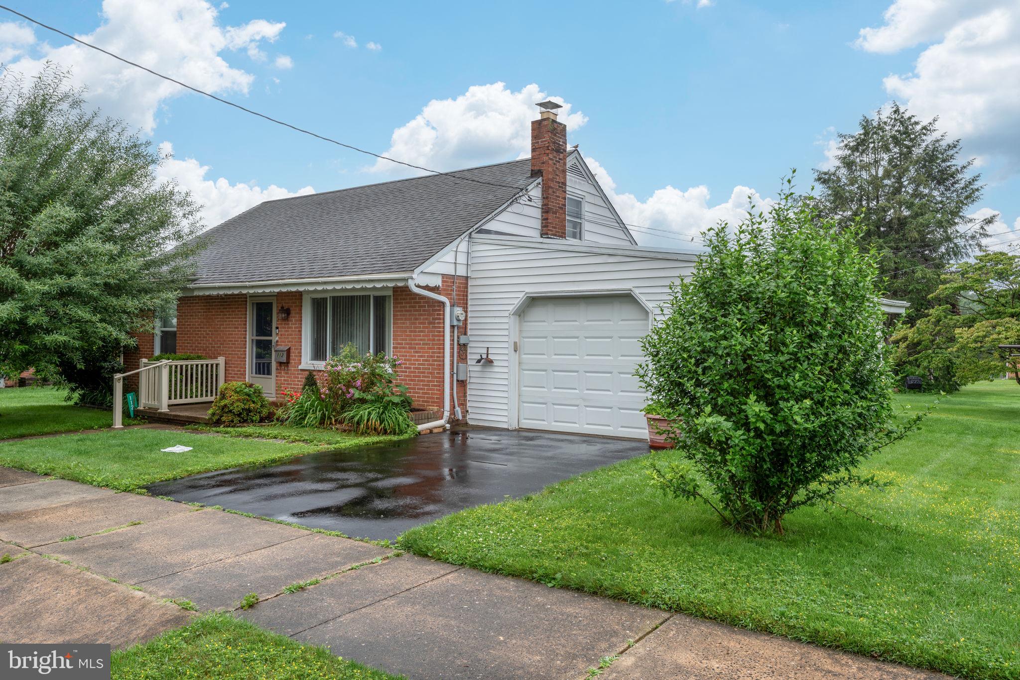 112 N 7TH STREET