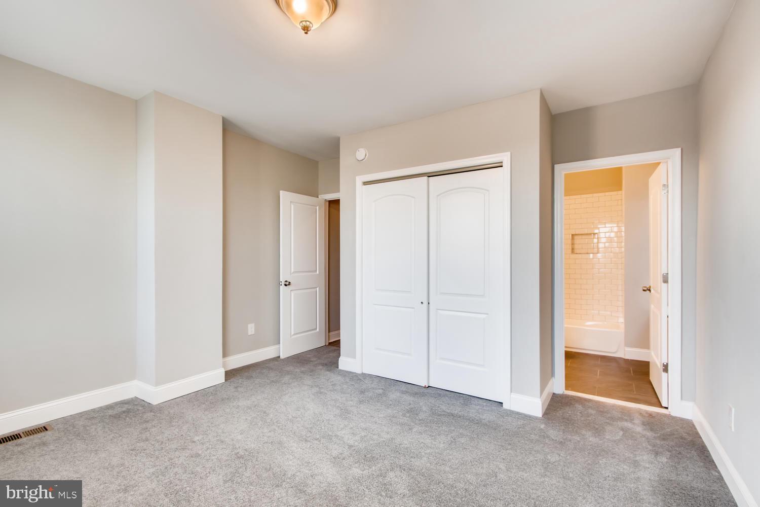 HAMPDEN HISTORIC DISTRICT - Residential