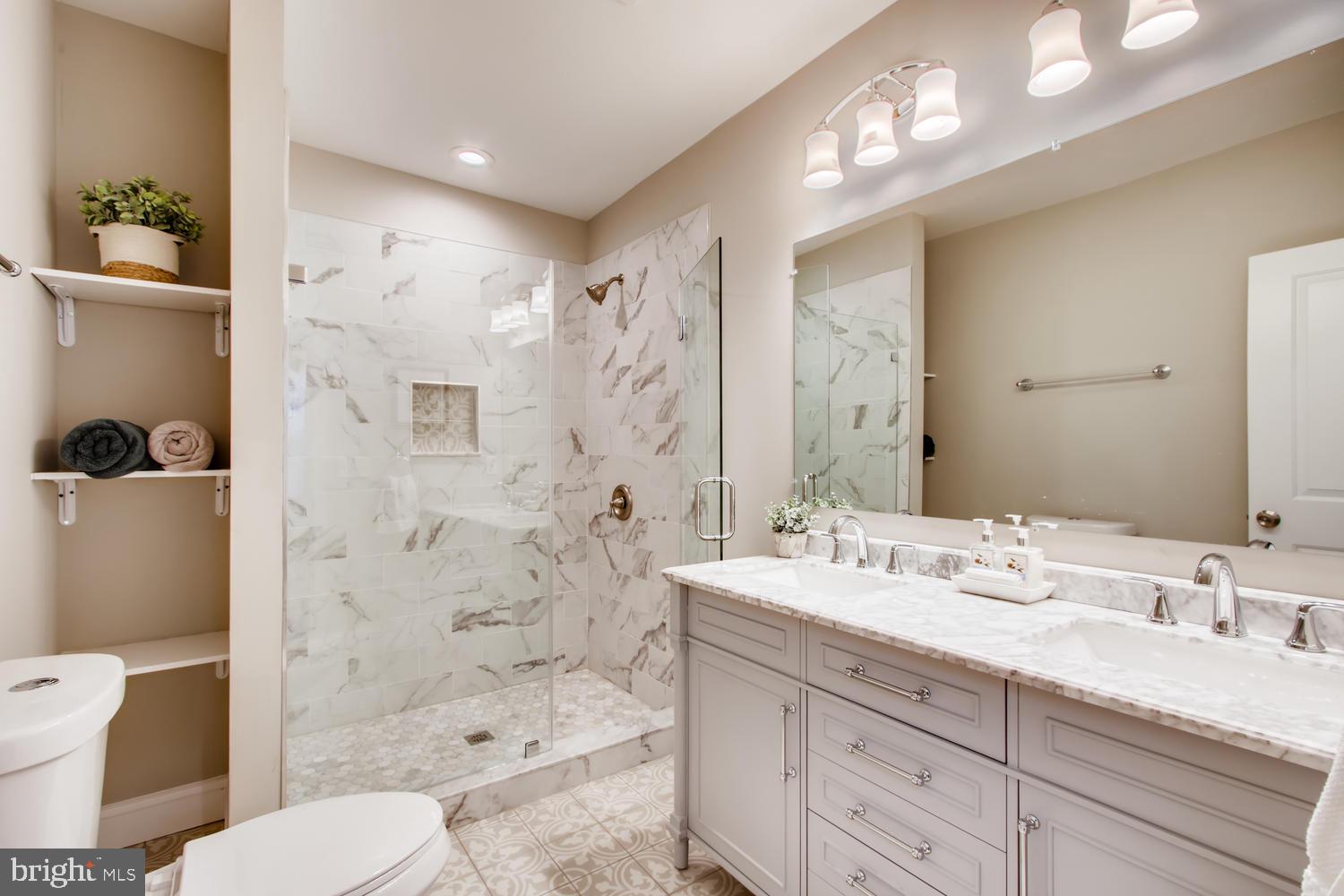 HAMPDEN HISTORIC DISTRICT - Residential