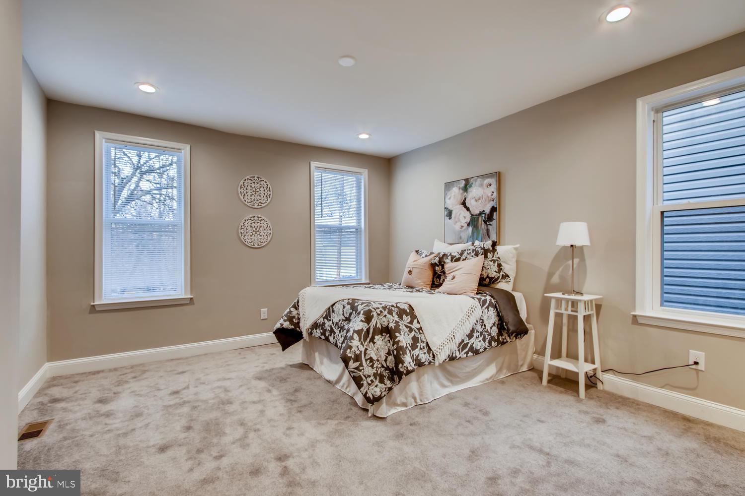 HAMPDEN HISTORIC DISTRICT - Residential