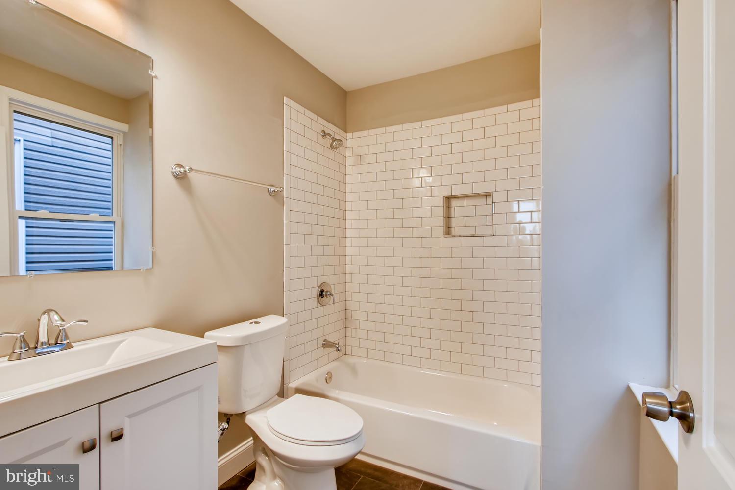 HAMPDEN HISTORIC DISTRICT - Residential